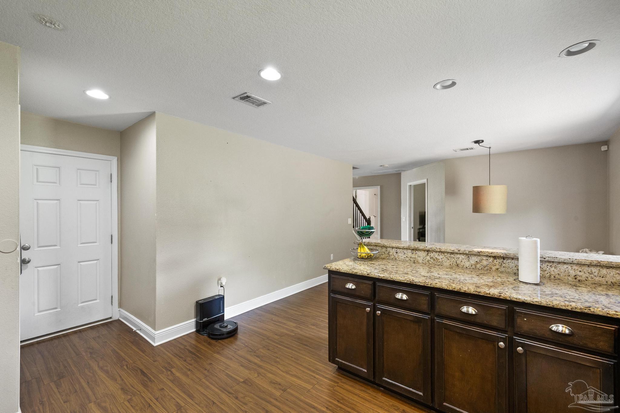 3024 Enclave Ct
