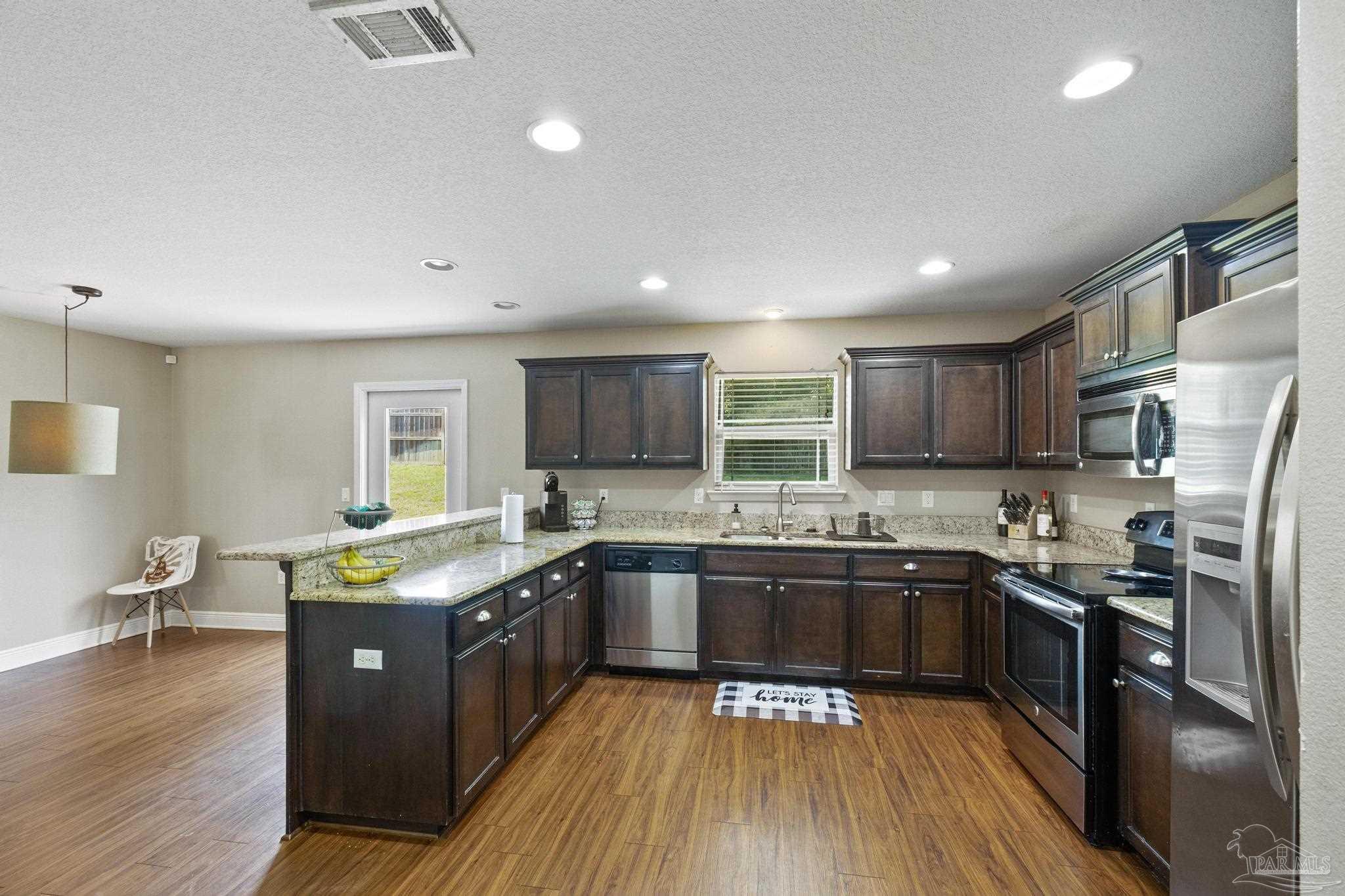 3024 Enclave Ct