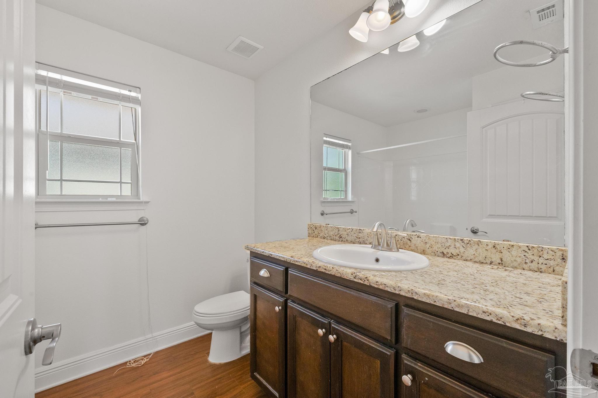 3024 Enclave Ct