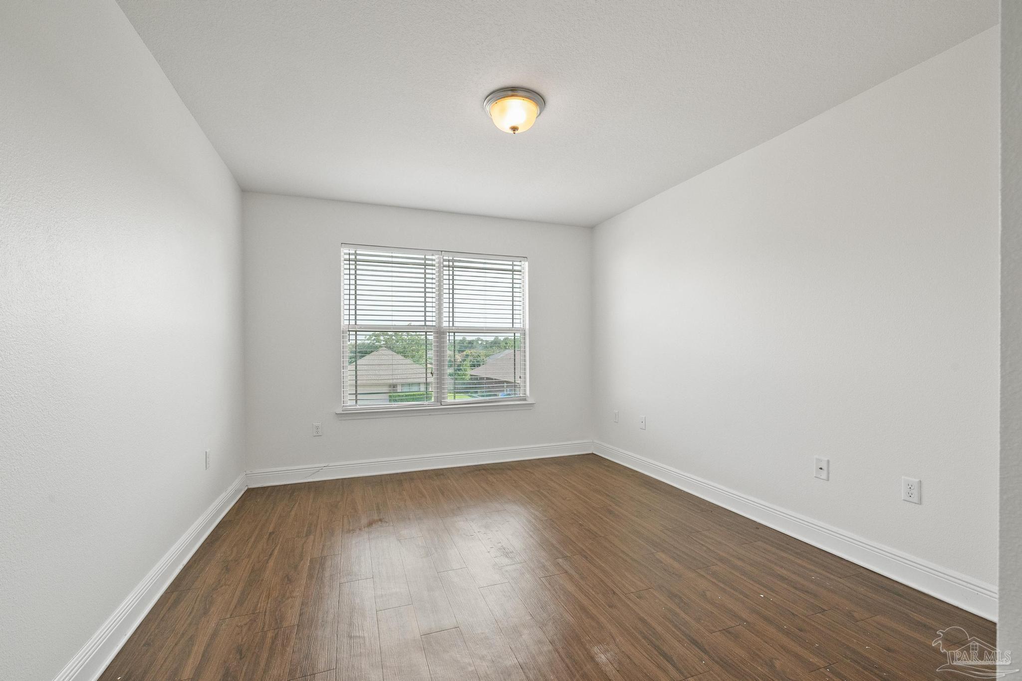 3024 Enclave Ct