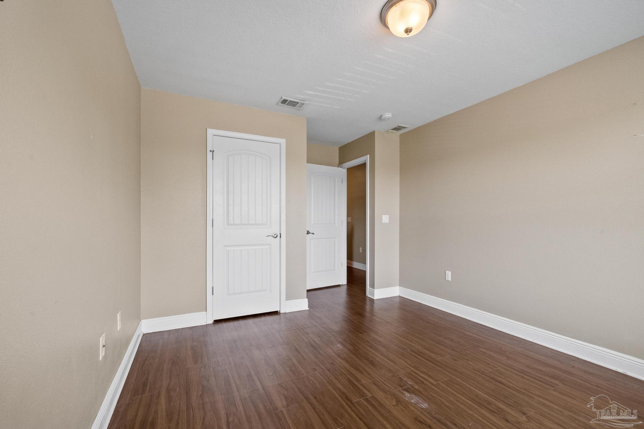 3024 Enclave Ct