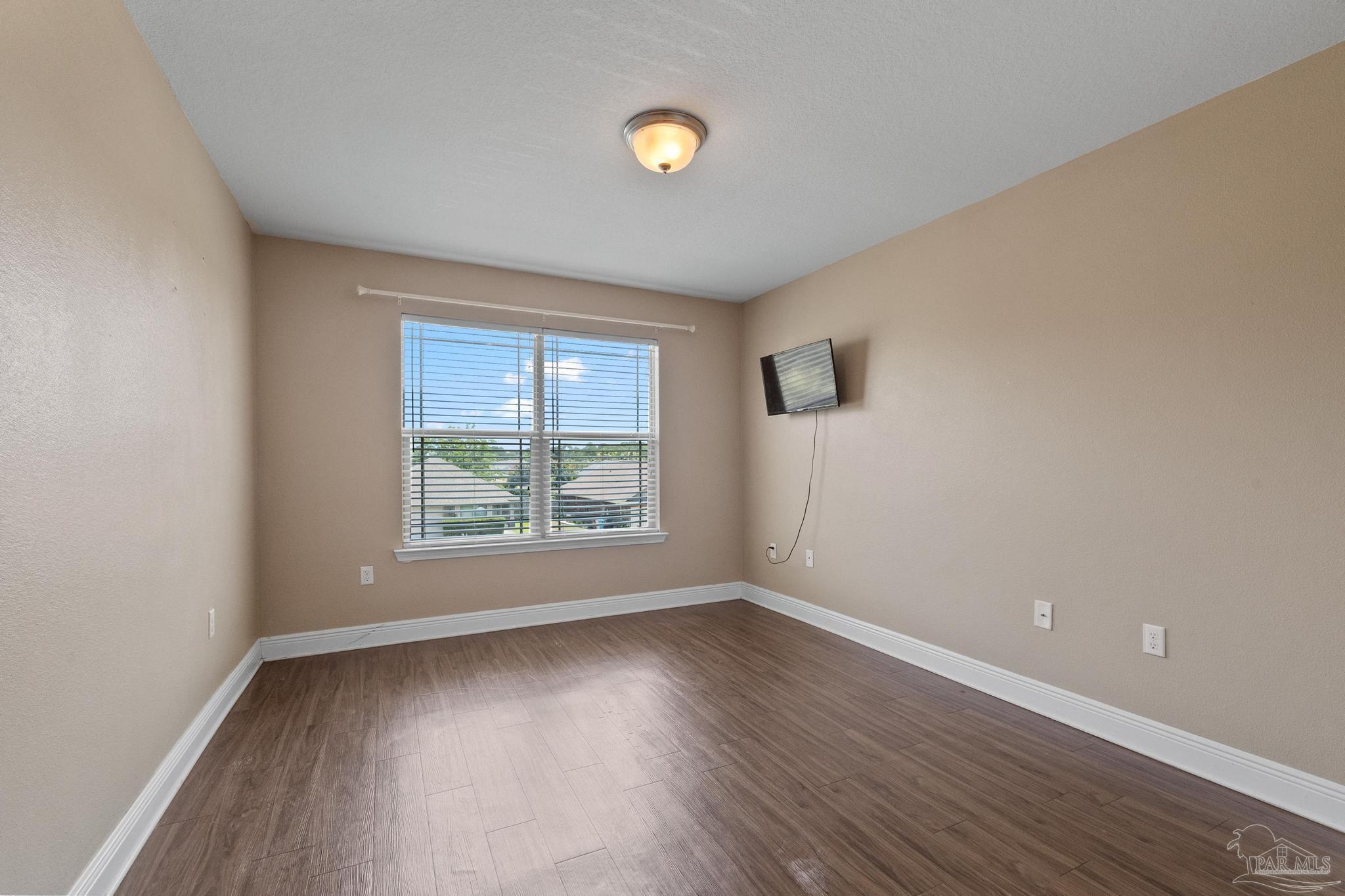 3024 Enclave Ct