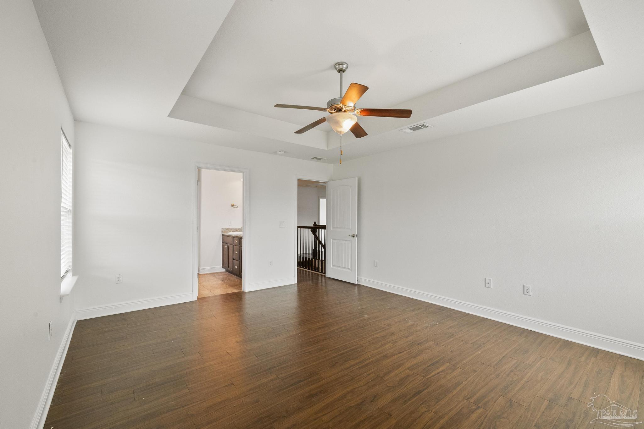 3024 Enclave Ct