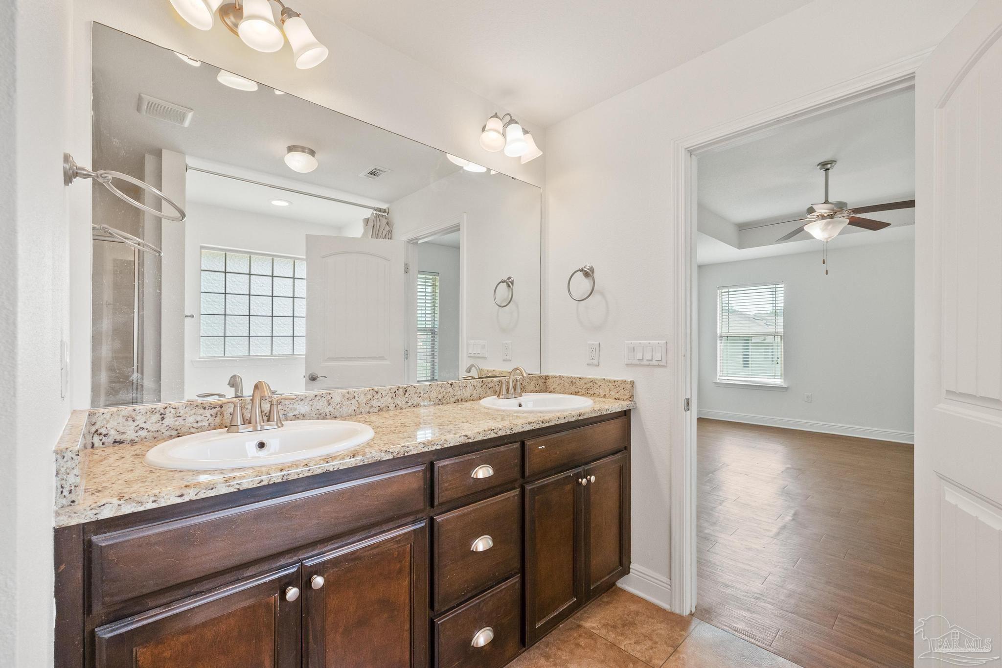3024 Enclave Ct