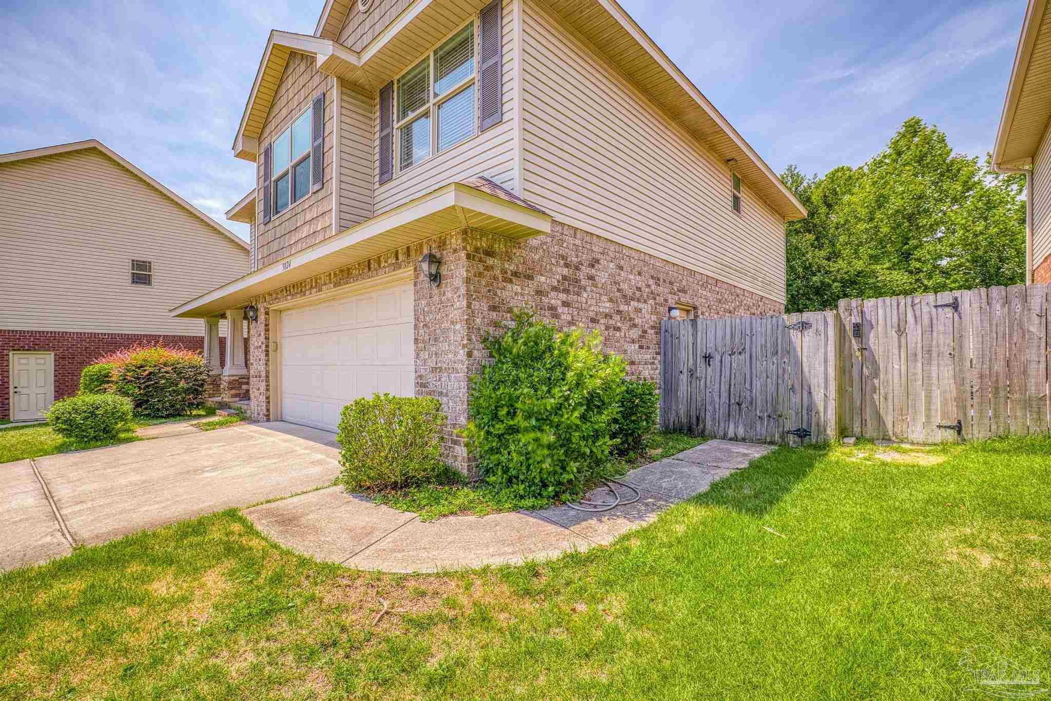 3024 Enclave Ct