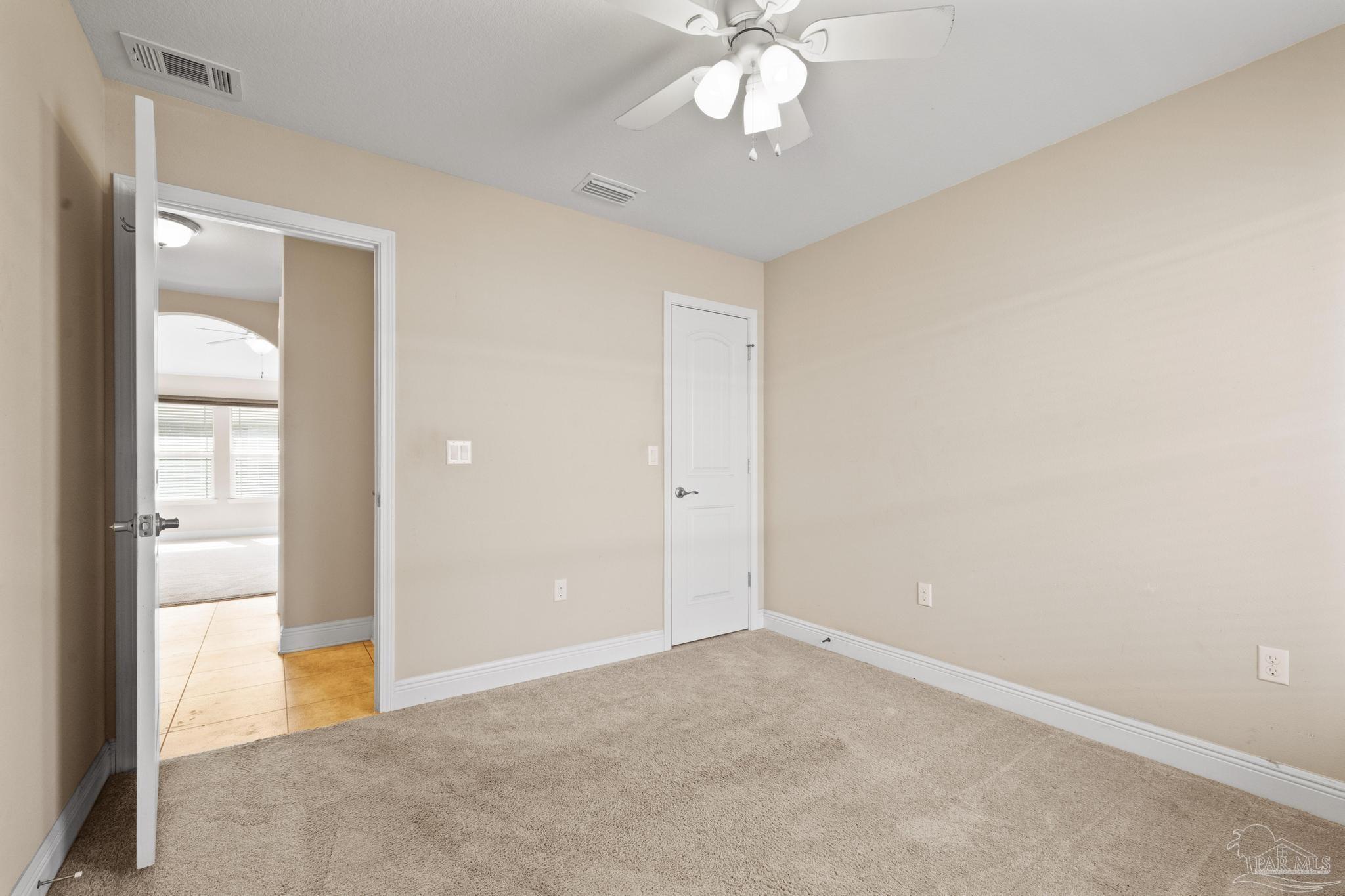 3025 Enclave Ct