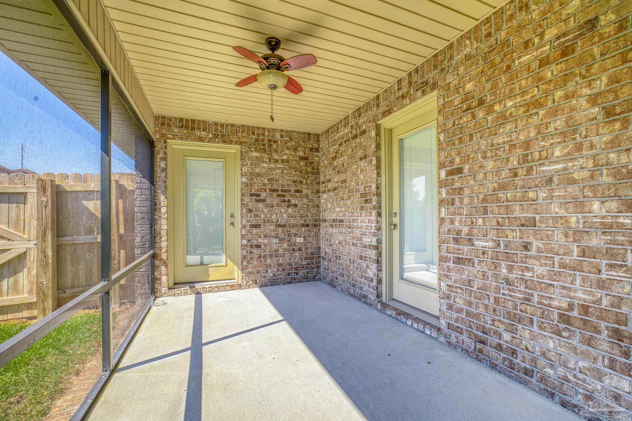 3025 Enclave Ct