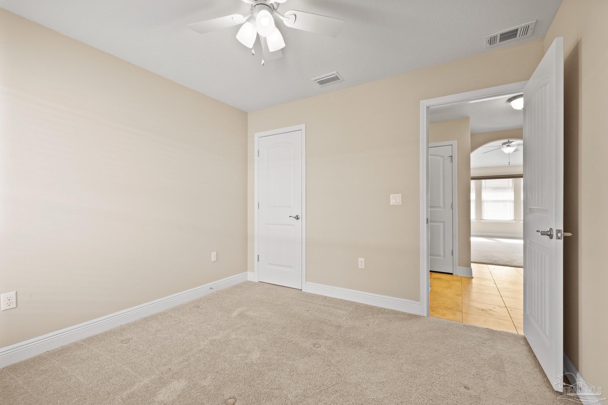3025 Enclave Ct