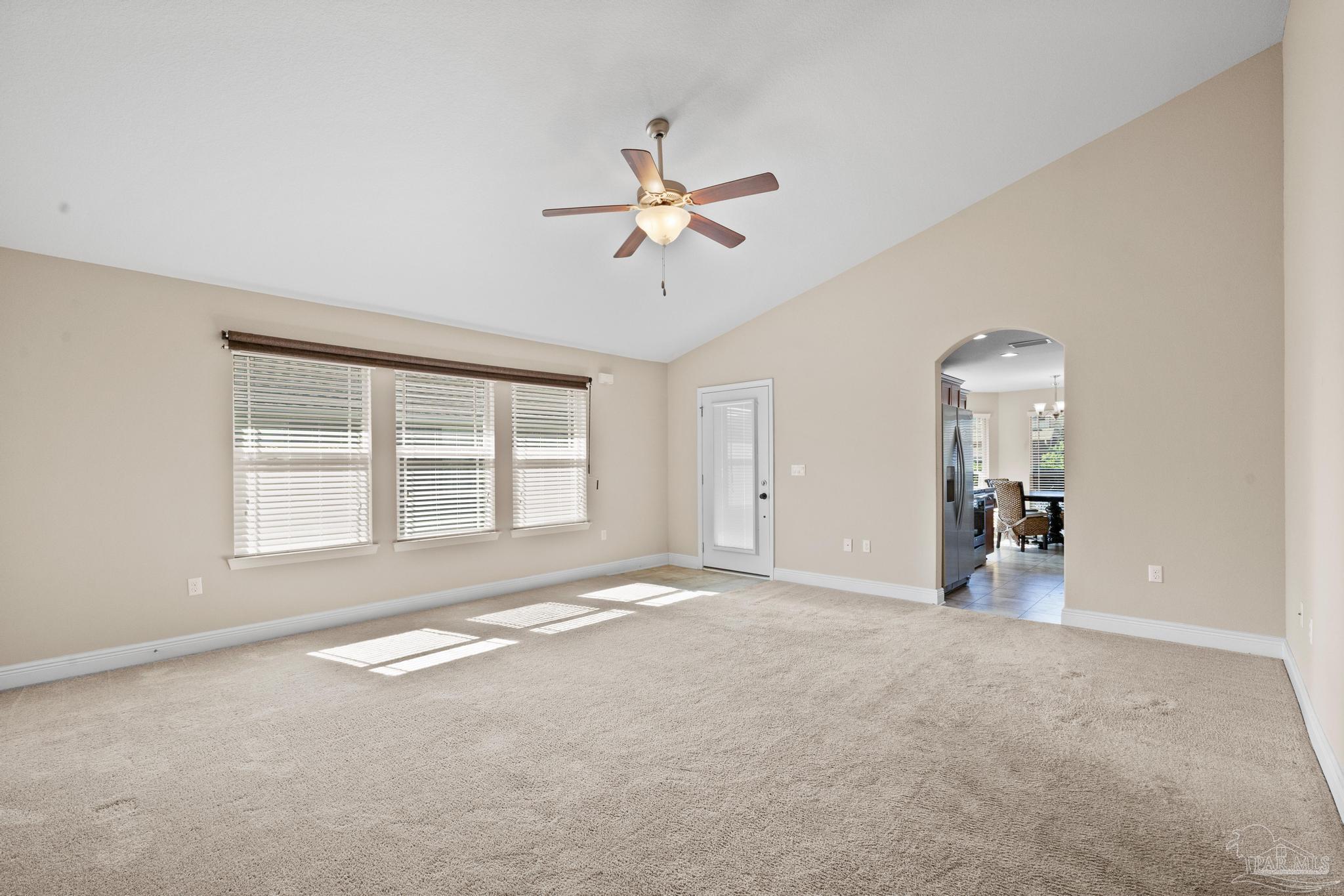 3025 Enclave Ct
