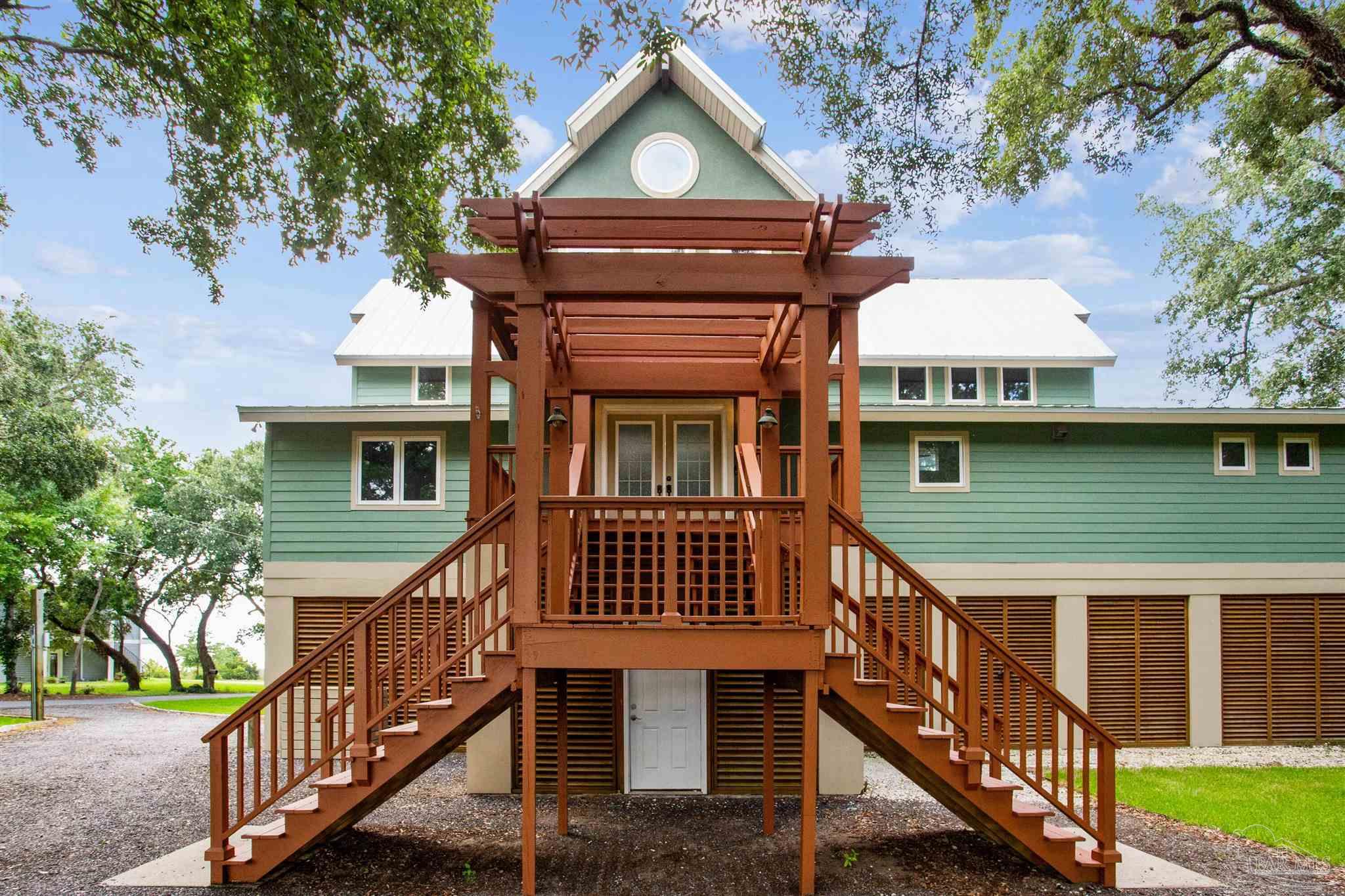 4649 Soundside Dr