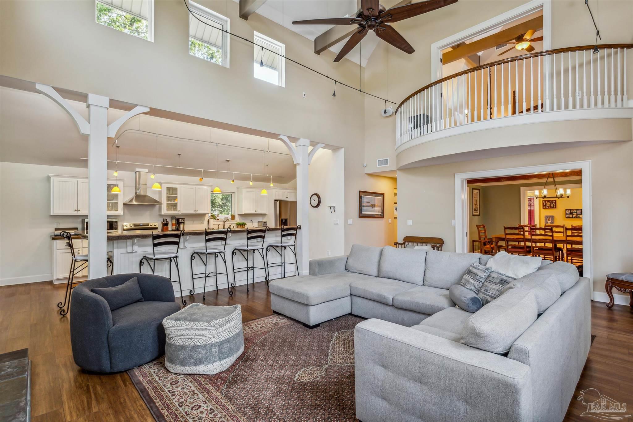 4649 Soundside Dr