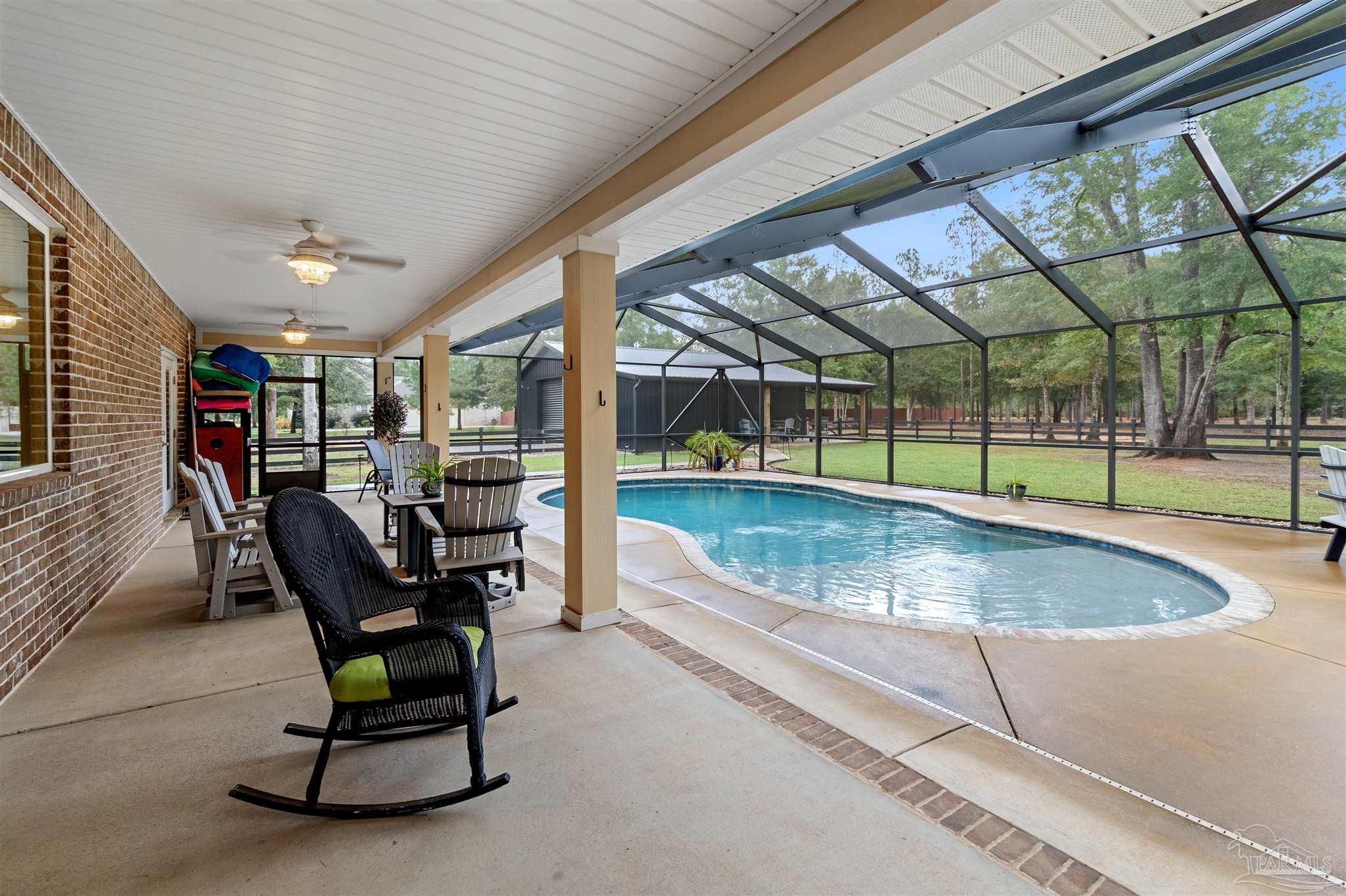 6994 Foxboro Cir