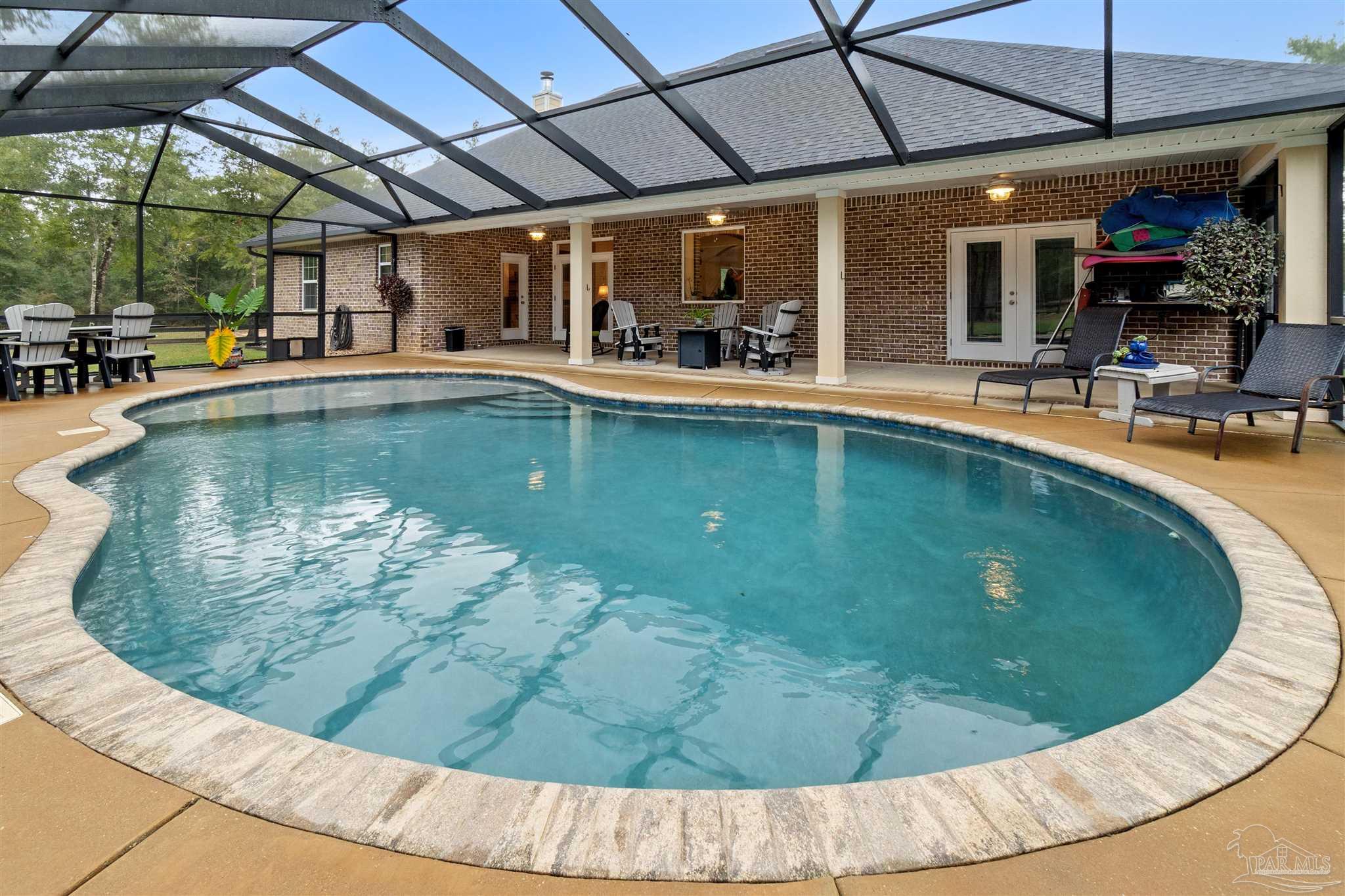 6994 Foxboro Cir