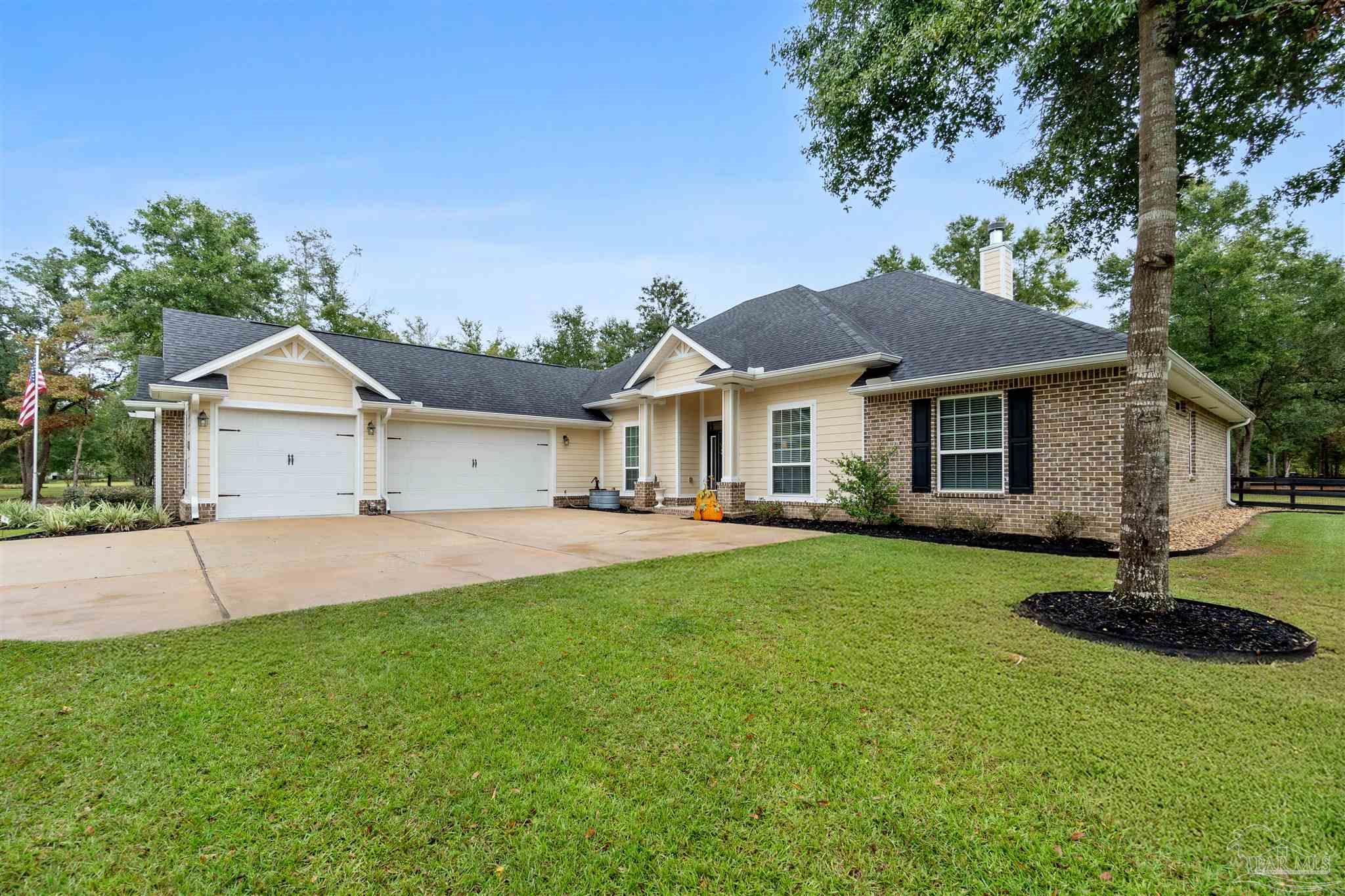 6994 Foxboro Cir