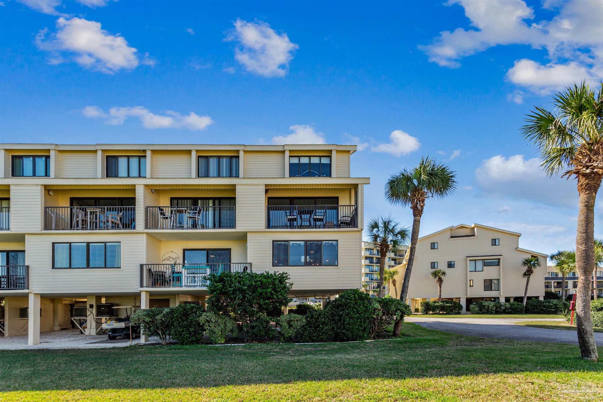 900 Ft Pickens Rd # 413