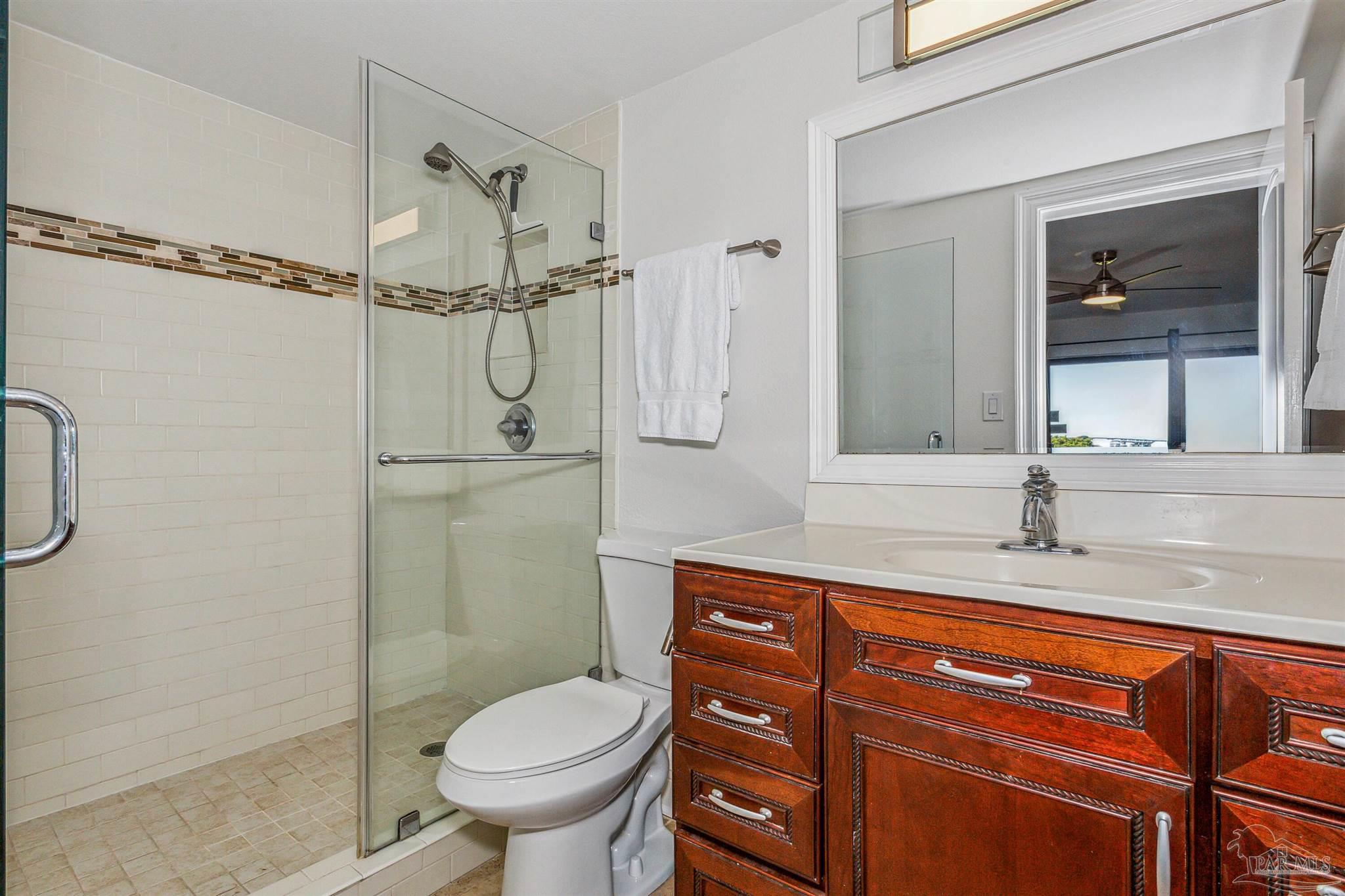 900 Ft Pickens Rd # 413