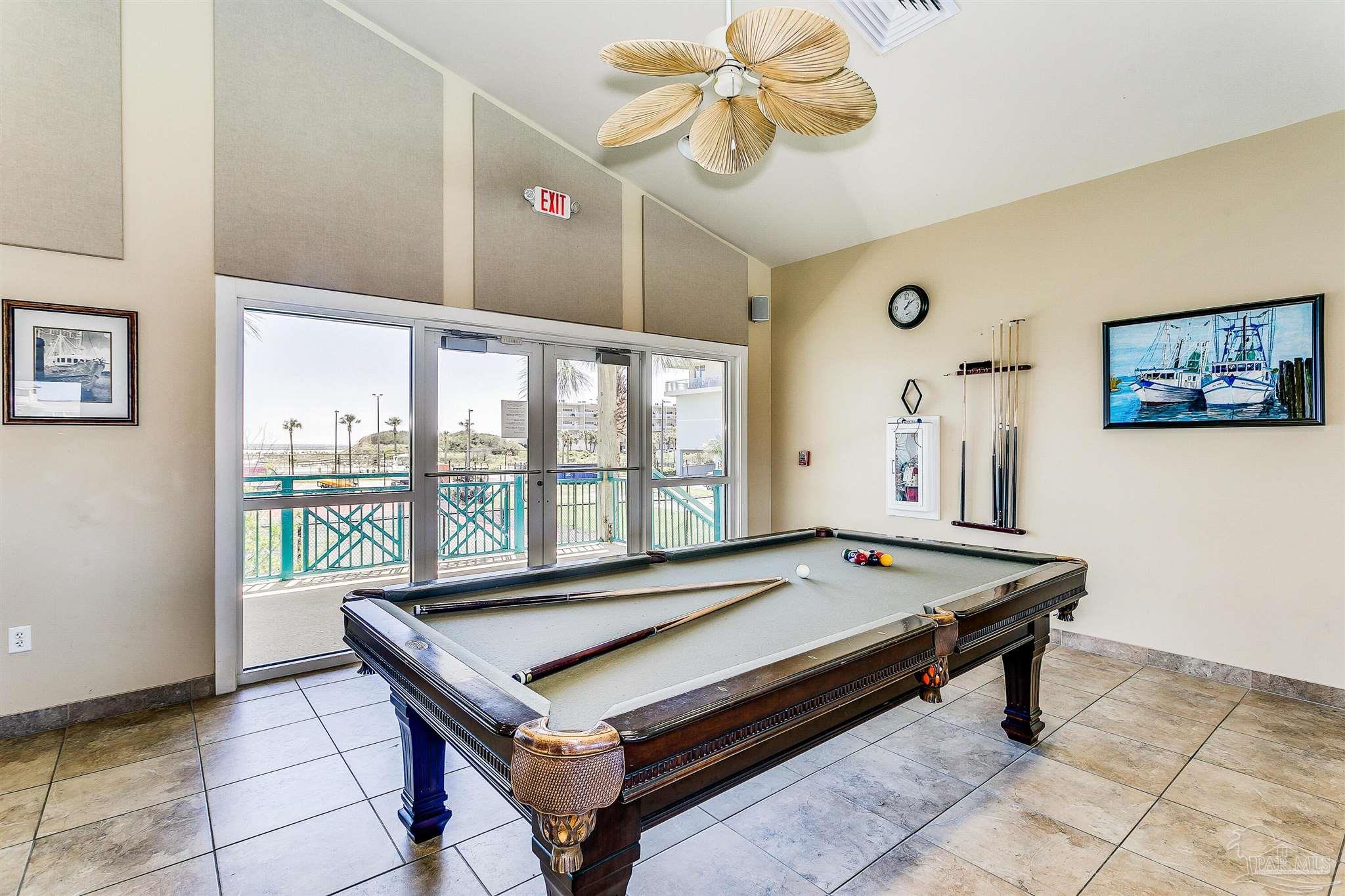 900 Ft Pickens Rd # 413