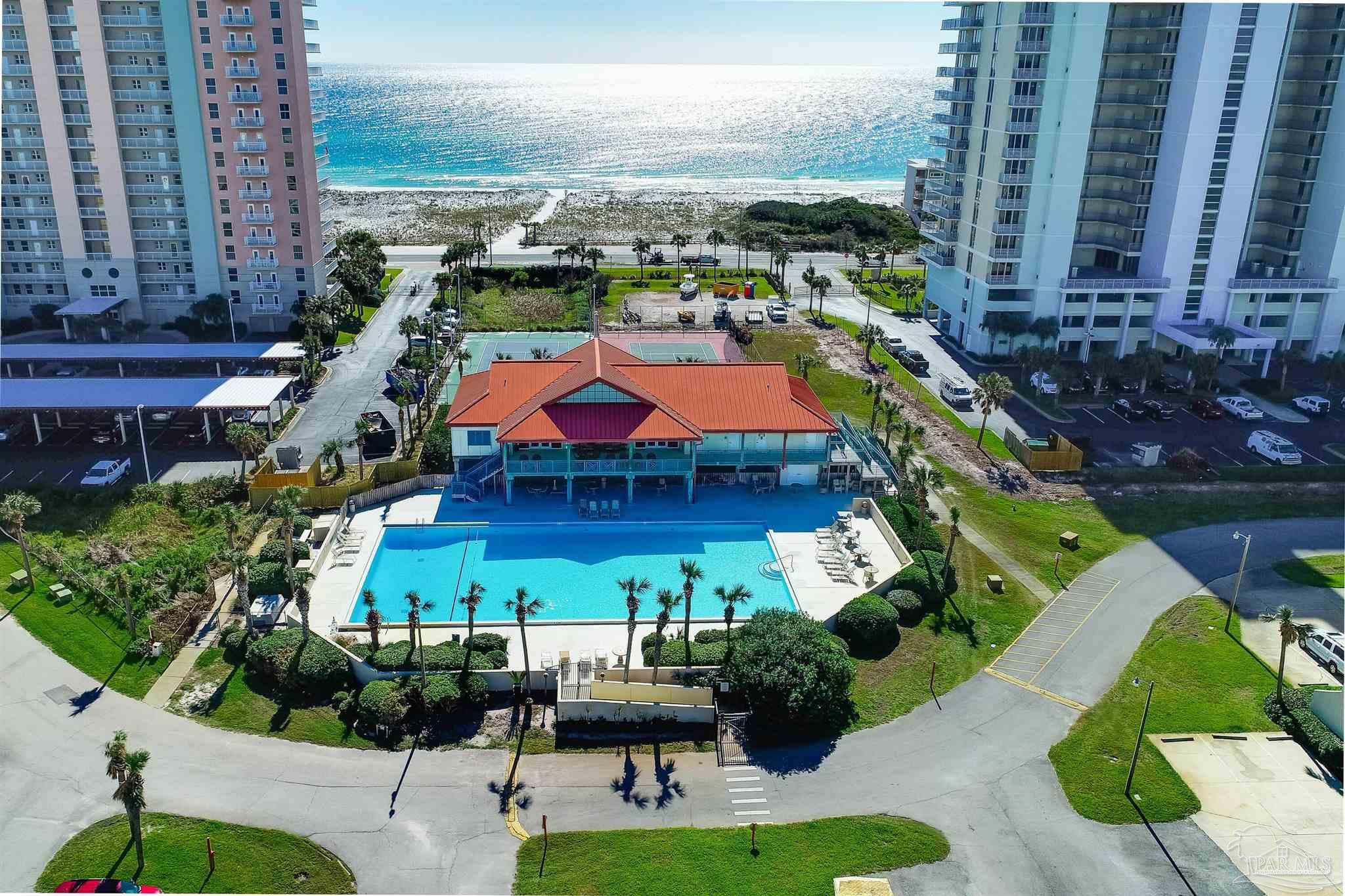 900 Ft Pickens Rd # 413