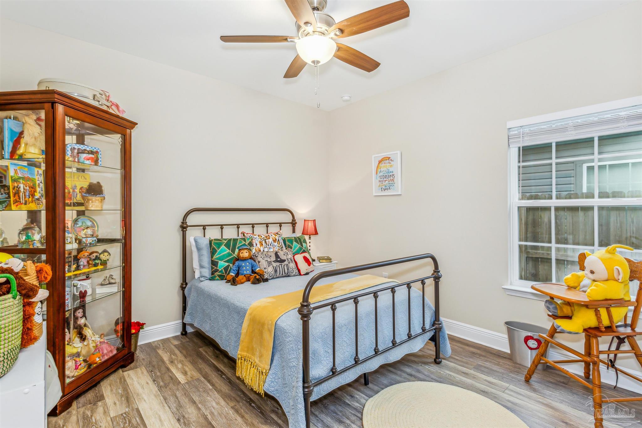 2214 Tom St
