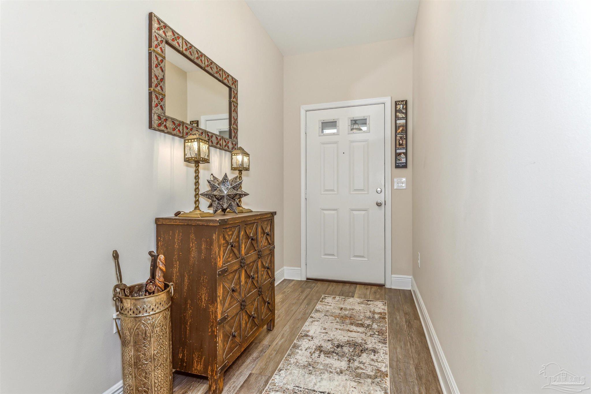 2214 Tom St