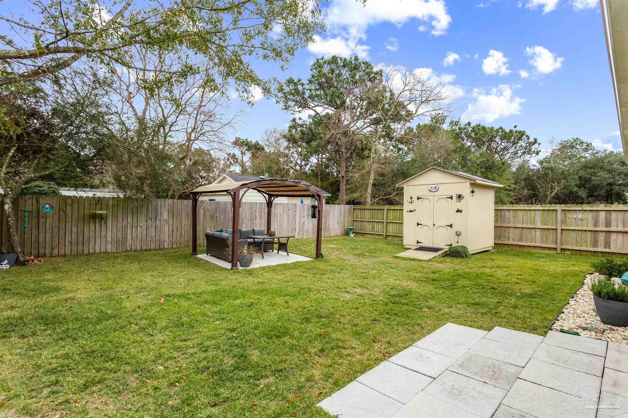2214 Tom St