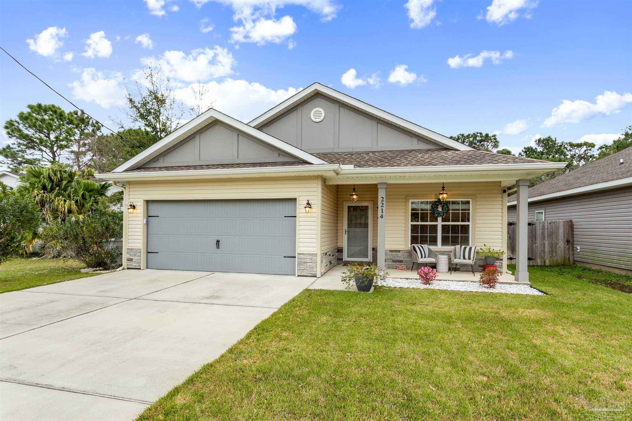 2214 Tom St