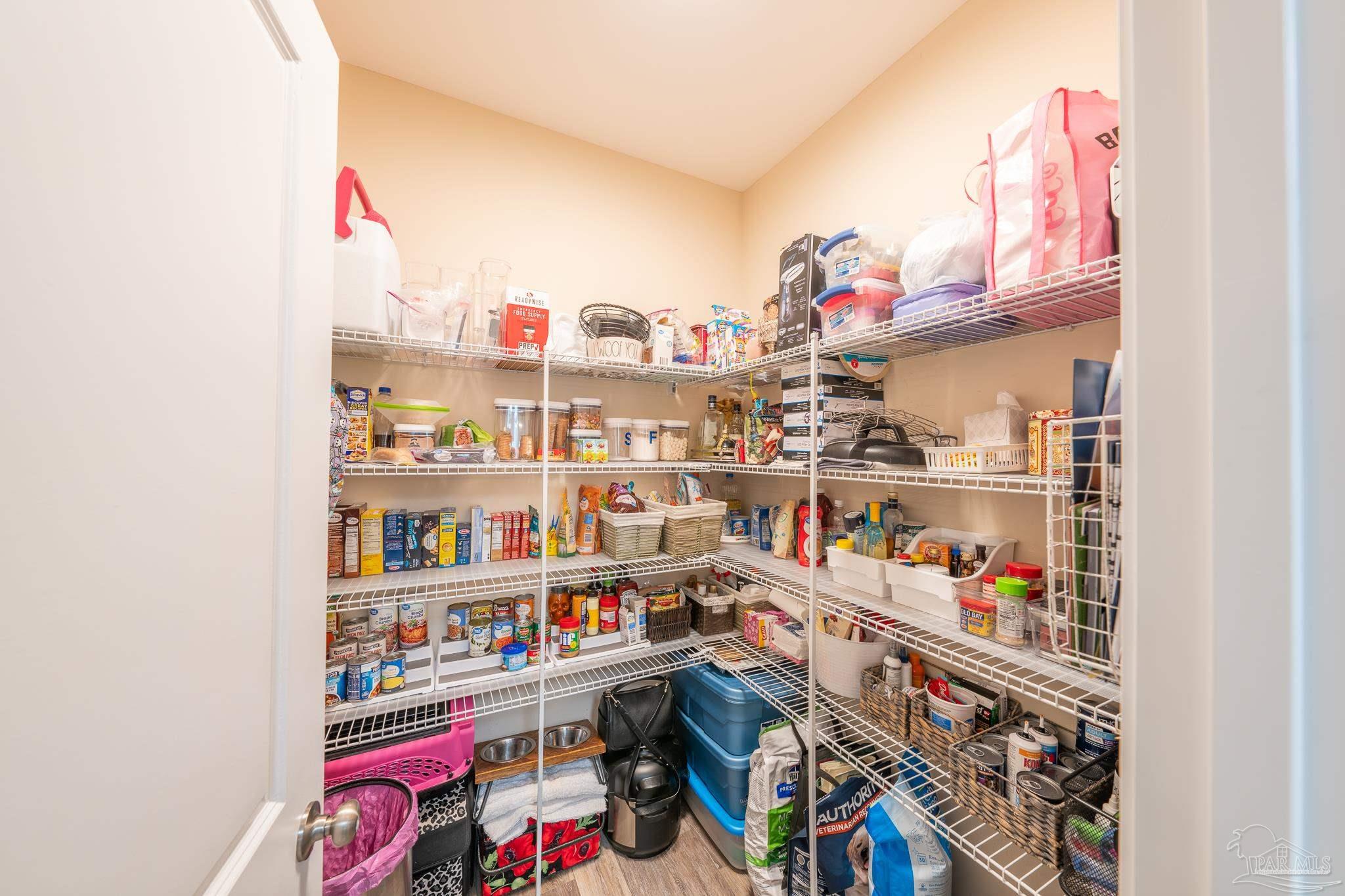 2214 Tom St