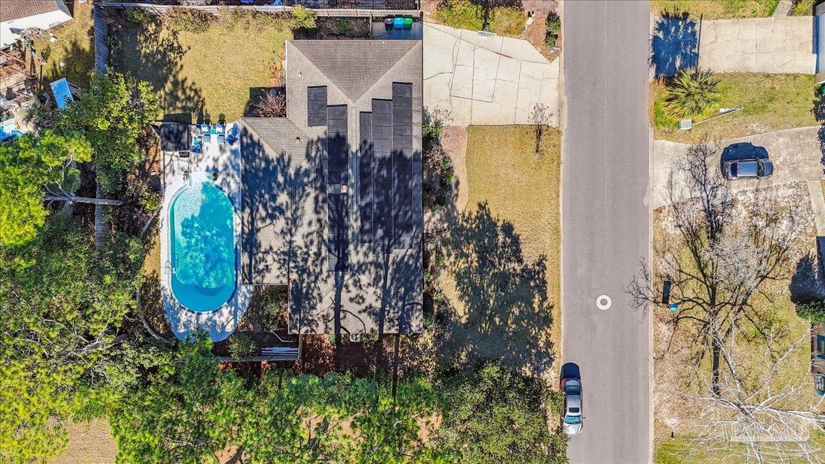 709 Chesapeake Dr