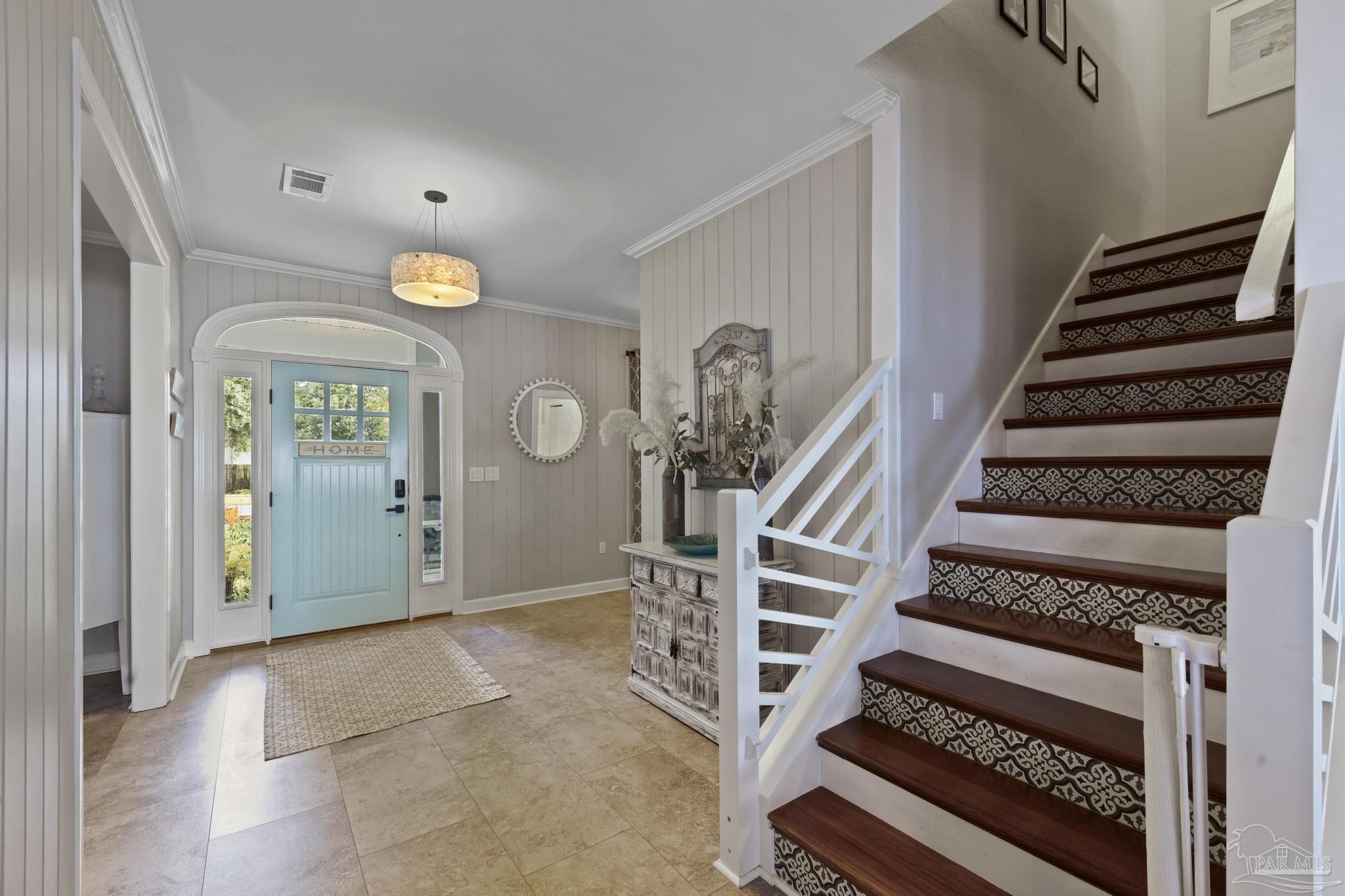 2704 Sunrunner Ln