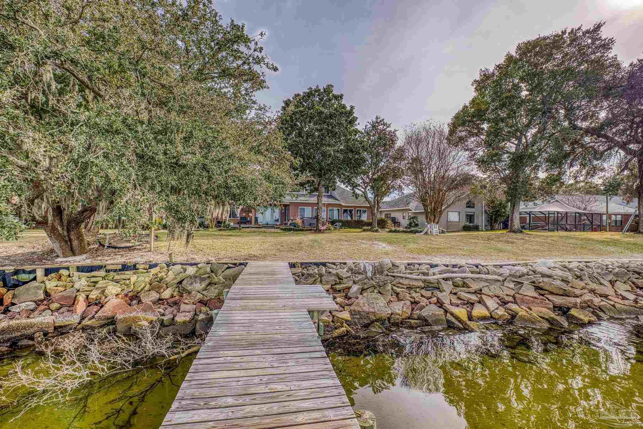 2704 Sunrunner Ln
