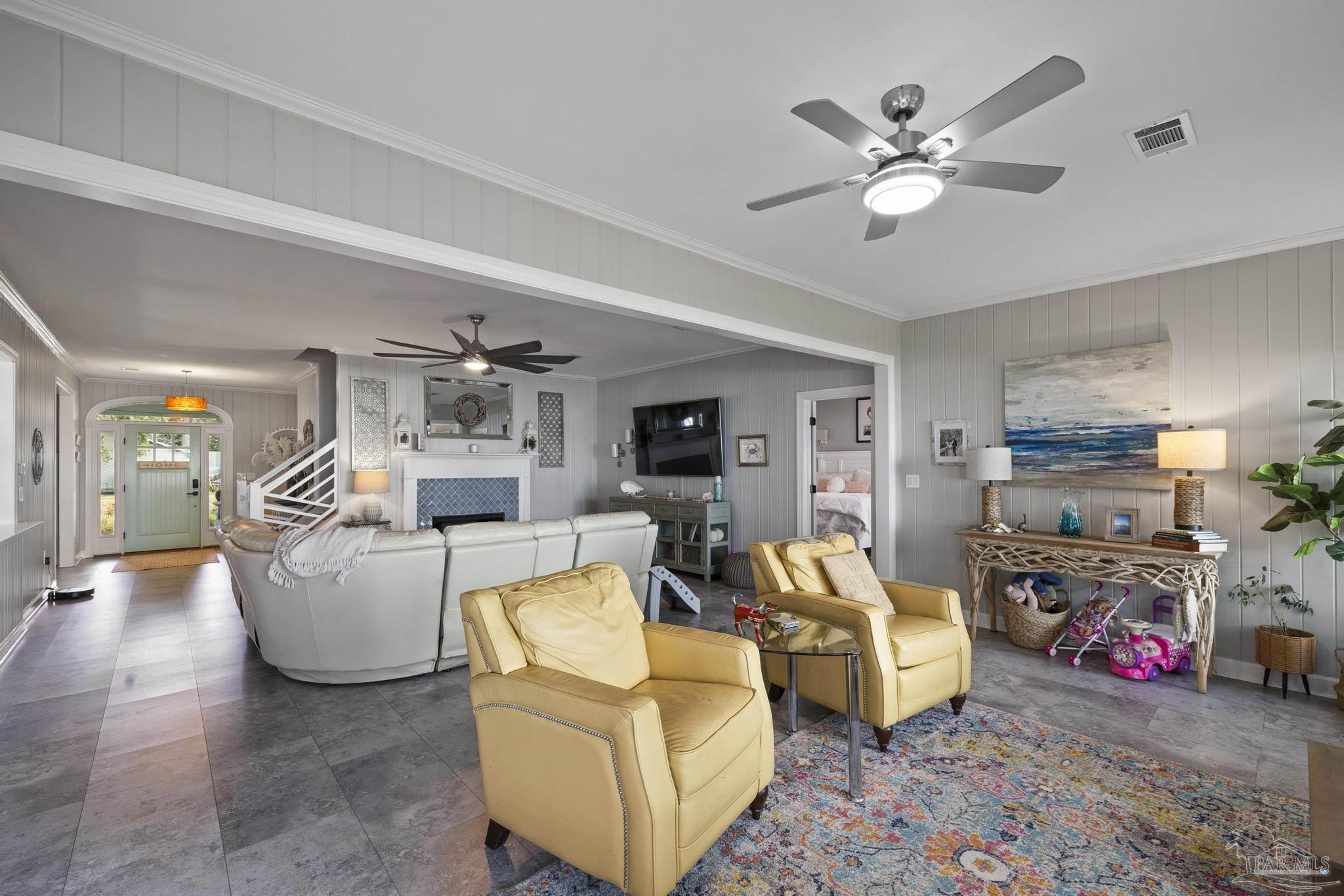 2704 Sunrunner Ln