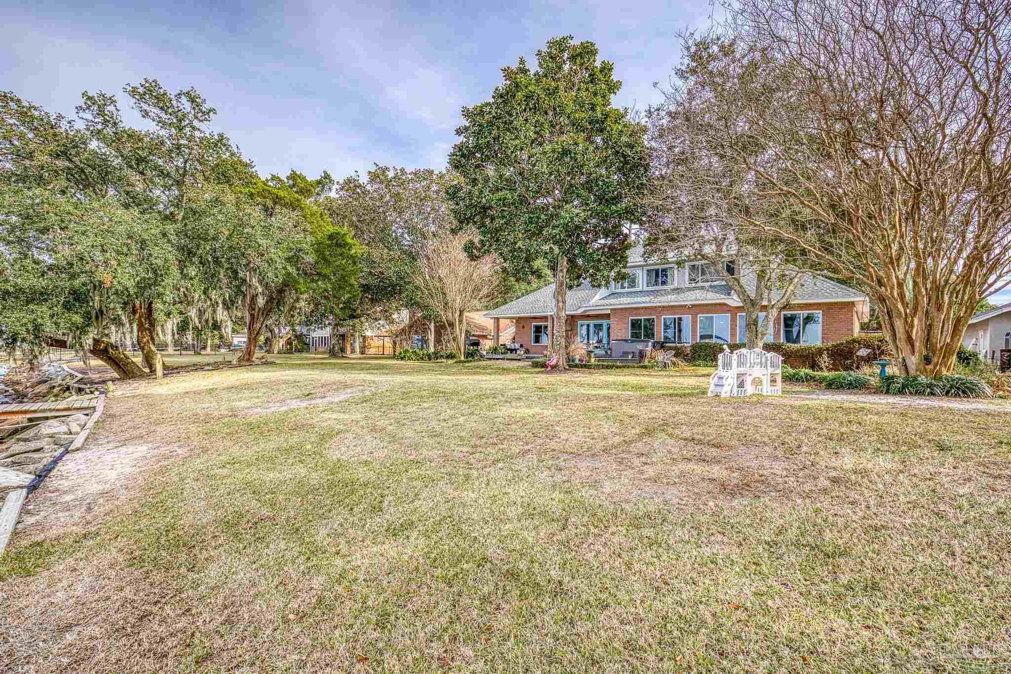 2704 Sunrunner Ln