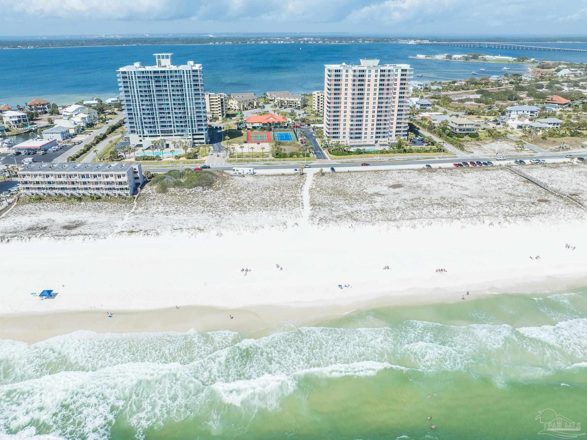 900 Ft Pickens Rd # 212