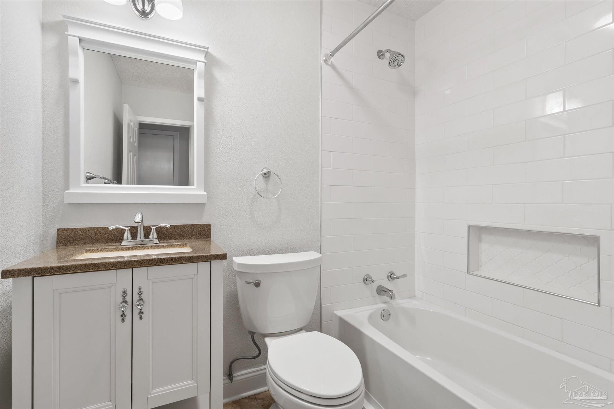 4241 Elvis Presley Dr