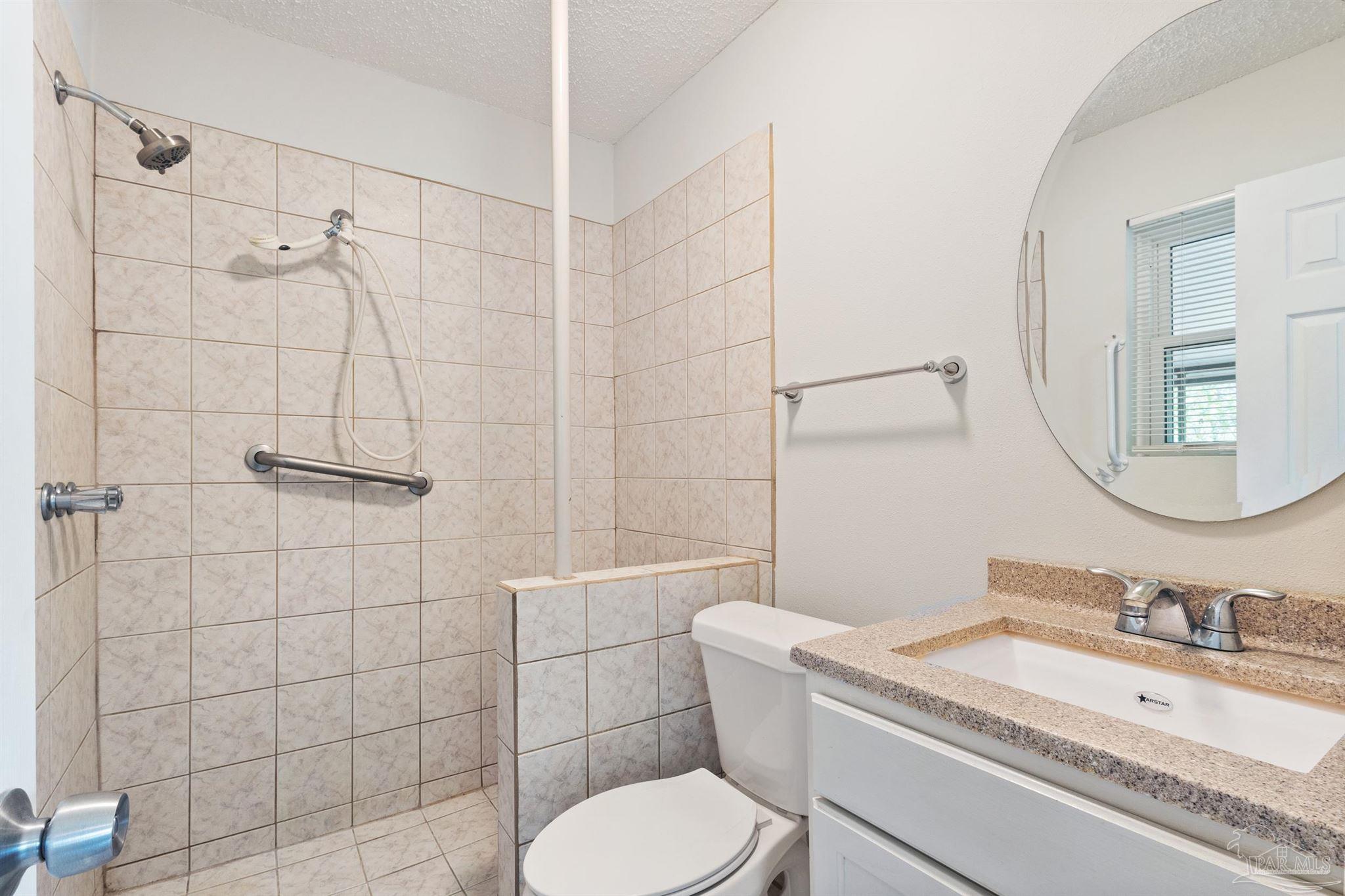 4241 Elvis Presley Dr