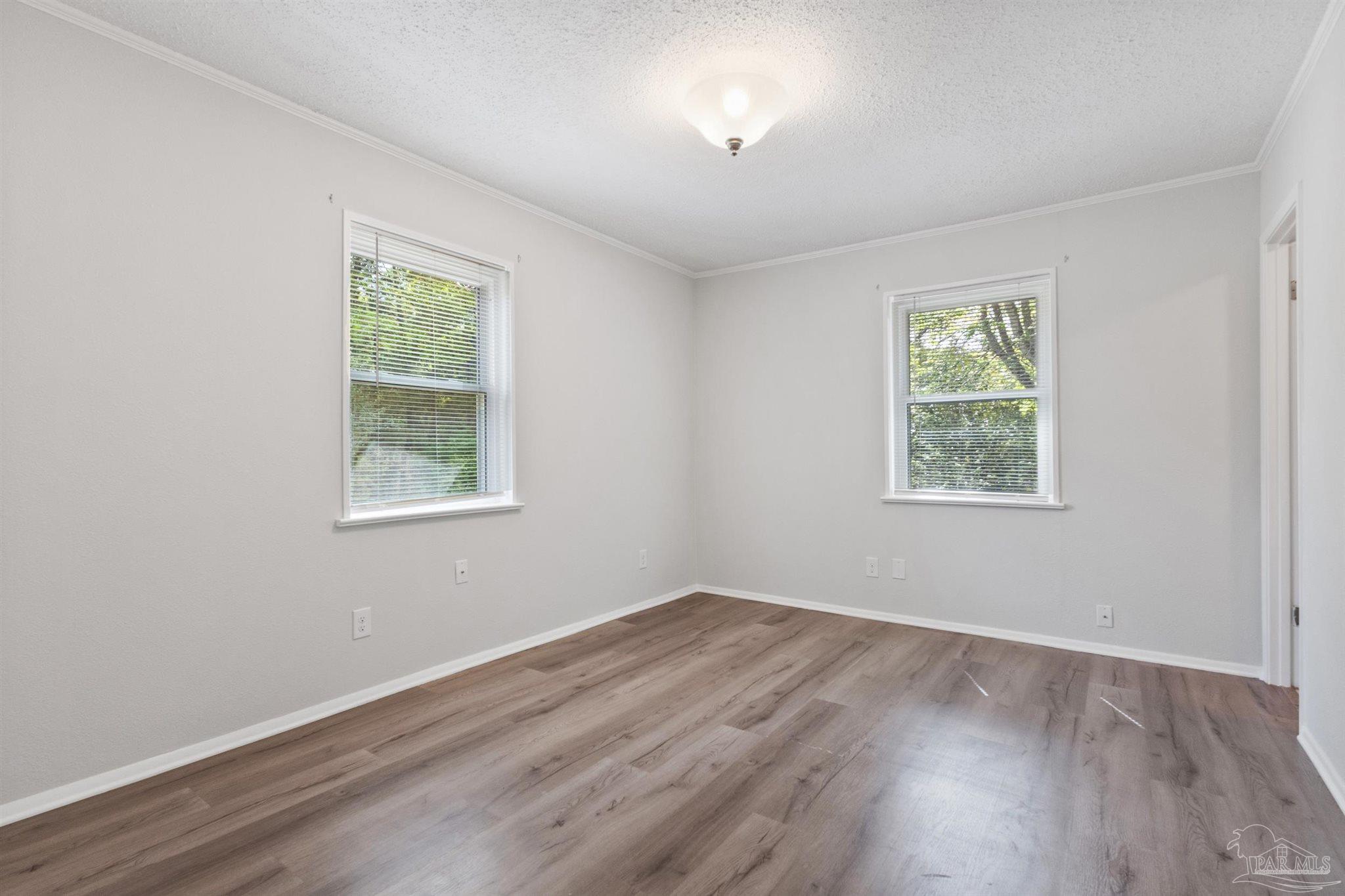 4241 Elvis Presley Dr