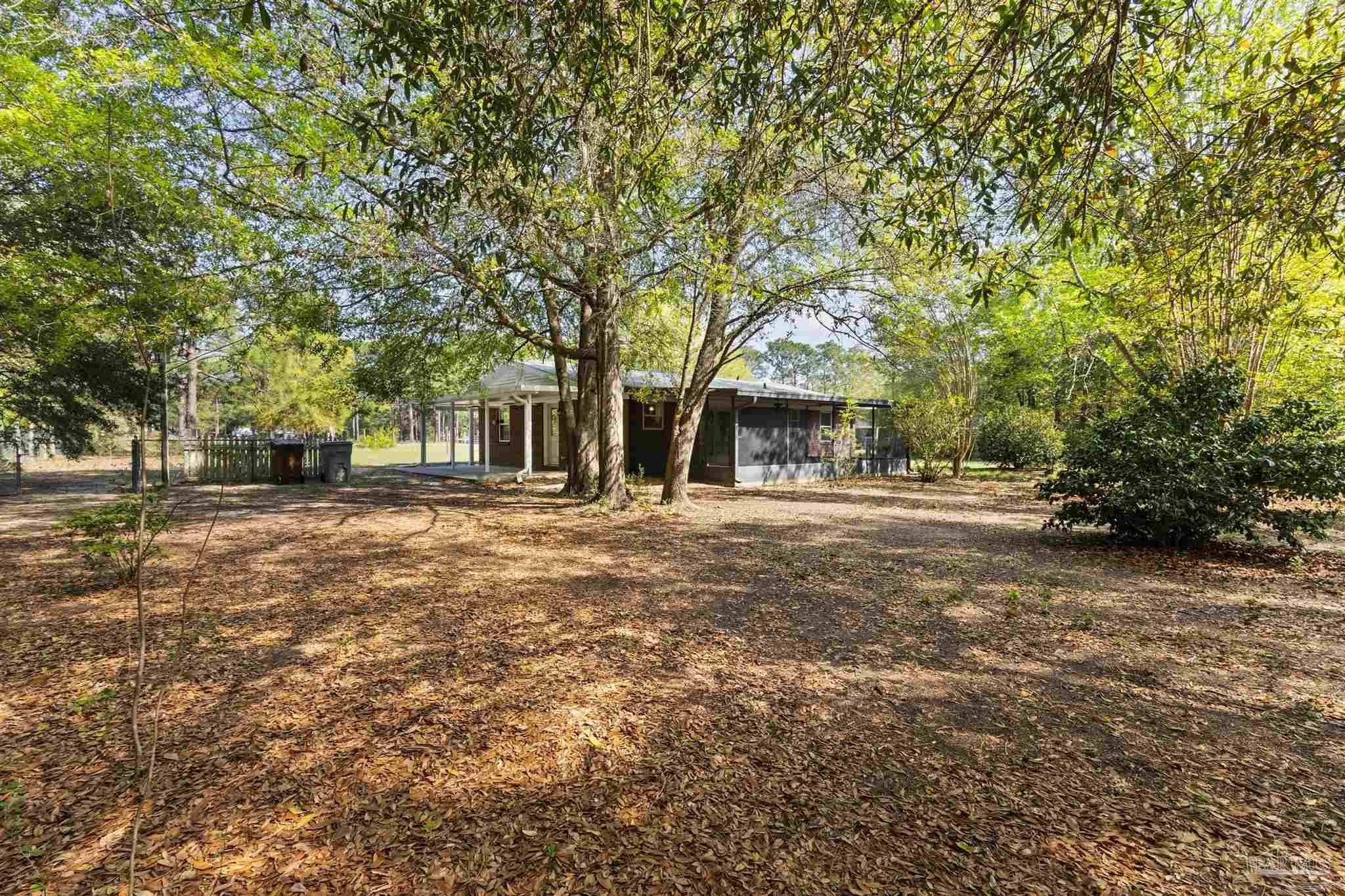 4241 Elvis Presley Dr