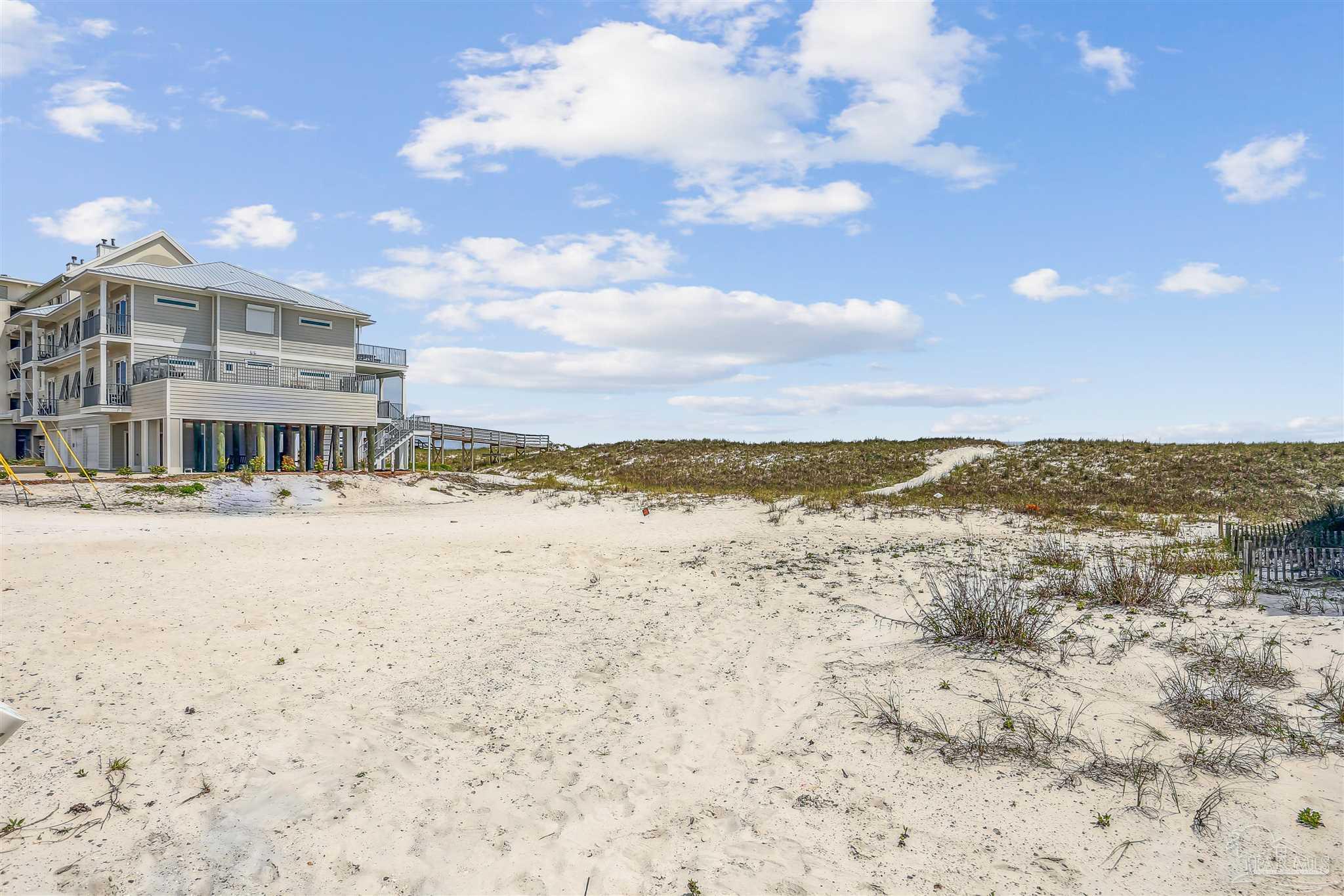 8211 Gulf Blvd