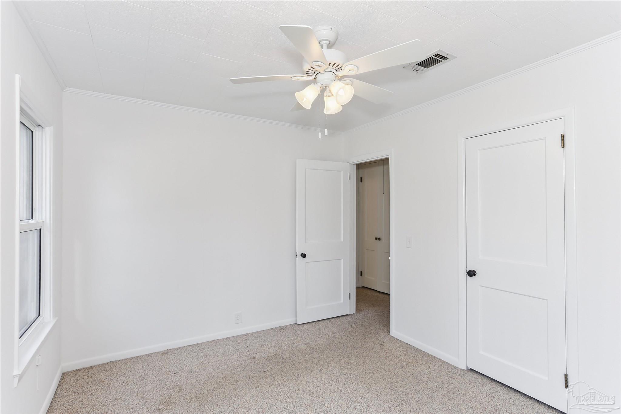 121 NW Gilliland Rd