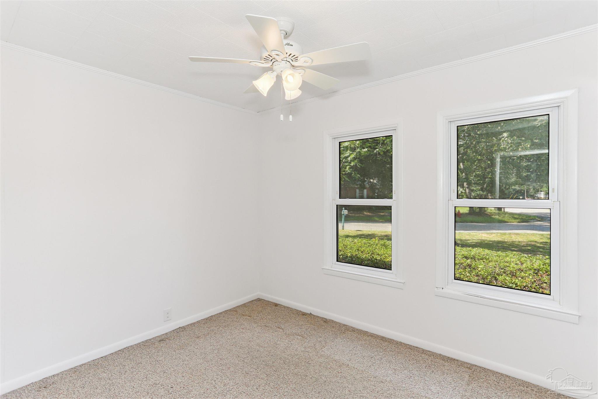 121 NW Gilliland Rd