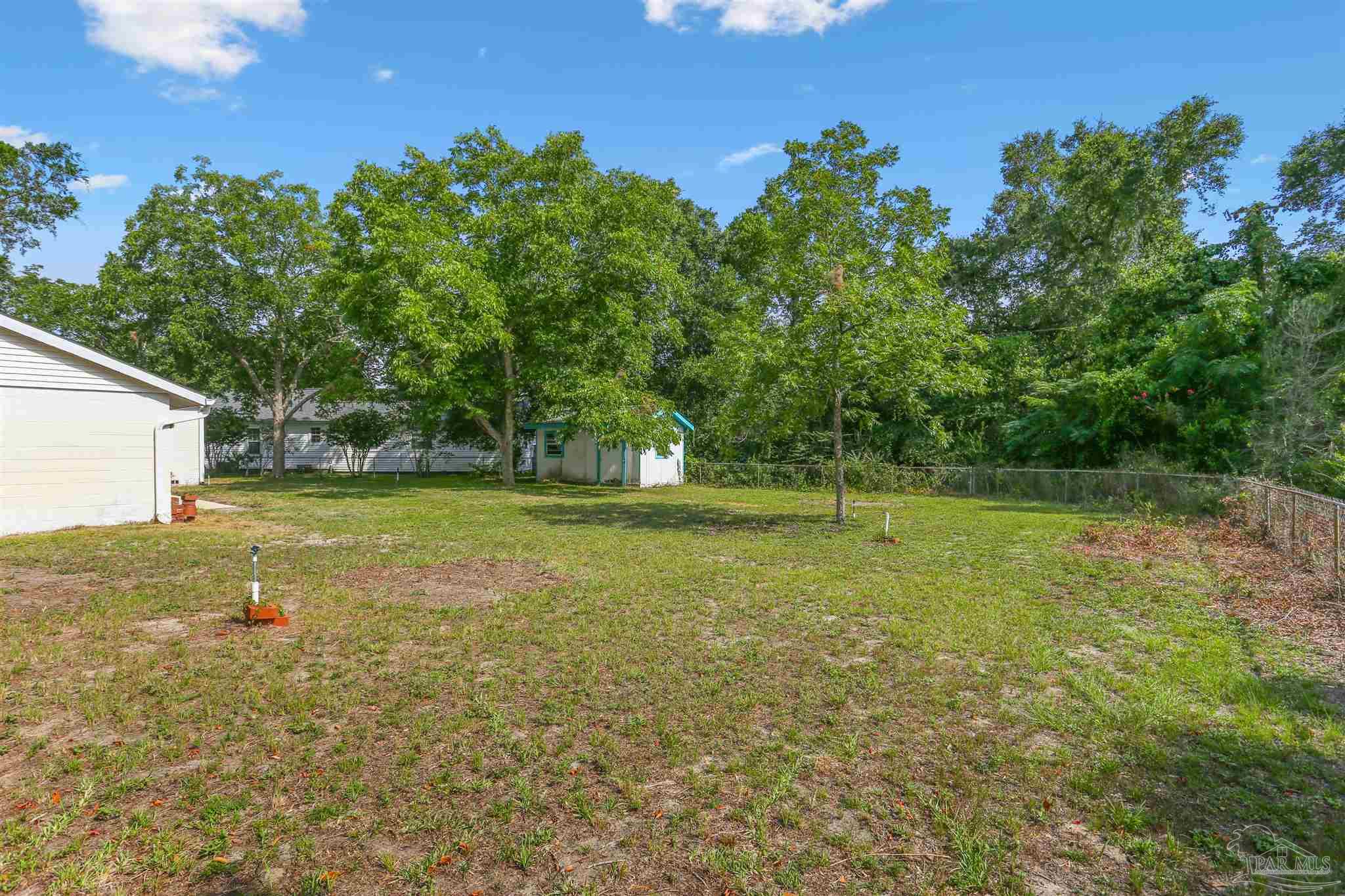 121 NW Gilliland Rd