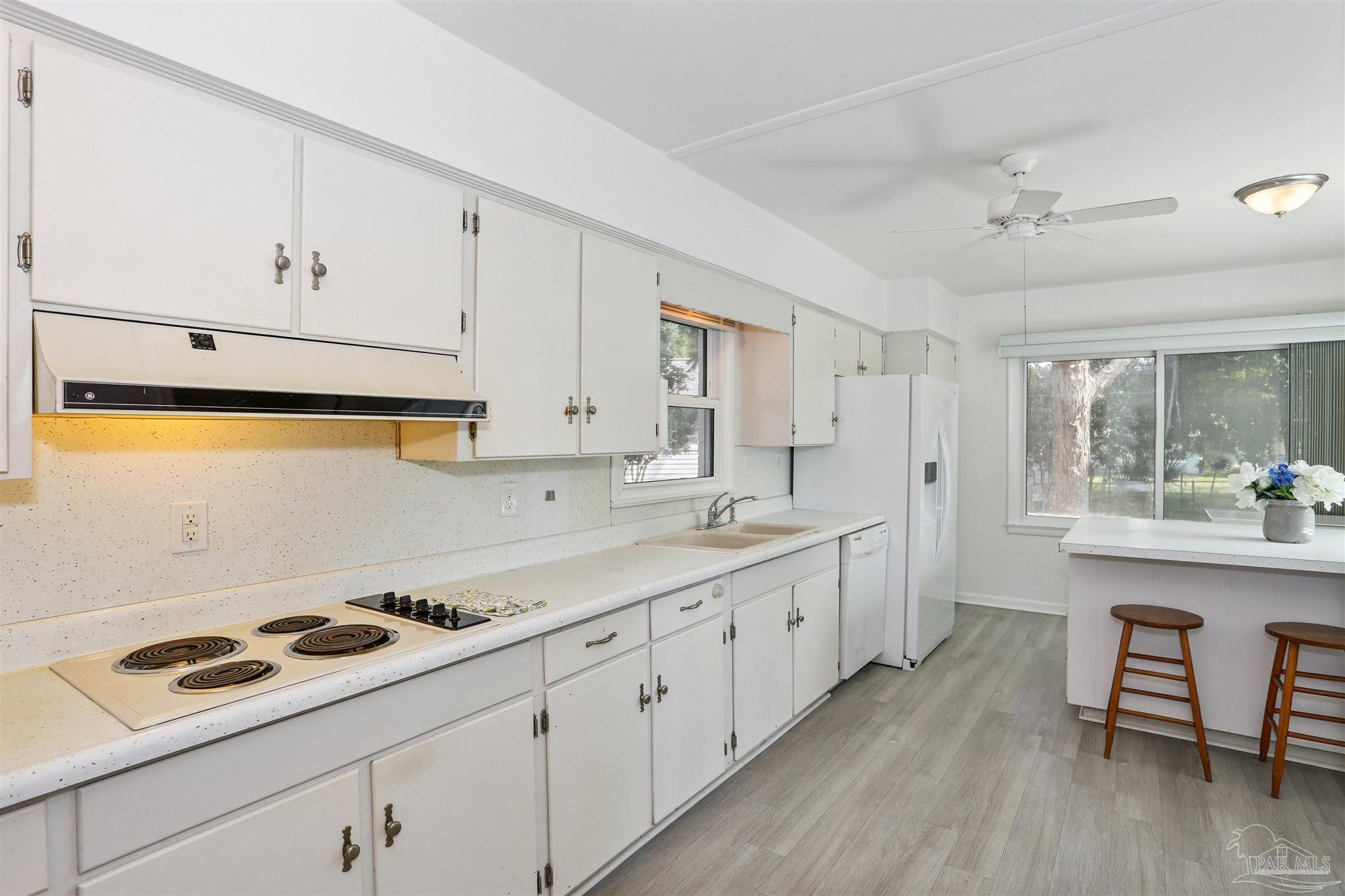 121 NW Gilliland Rd