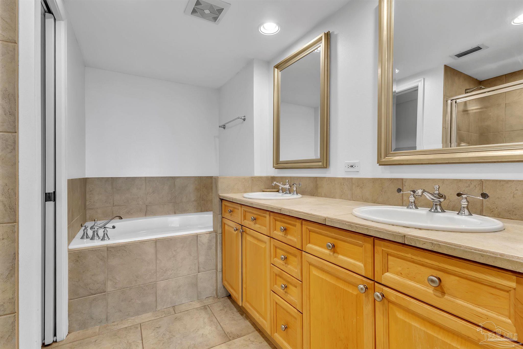 2 Portofino Dr # 1702