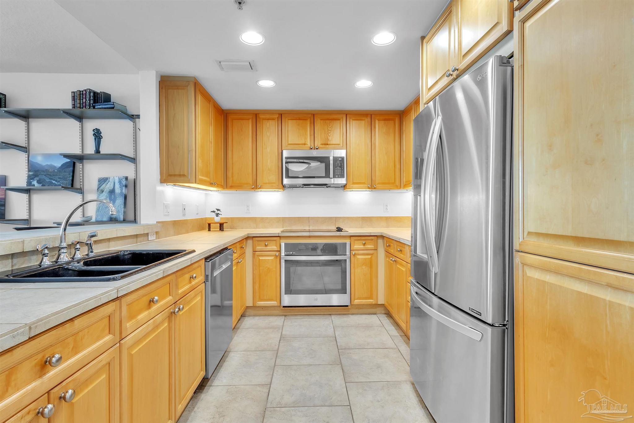 2 Portofino Dr # 1702