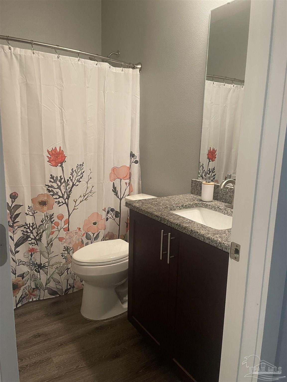 2012 W Government St