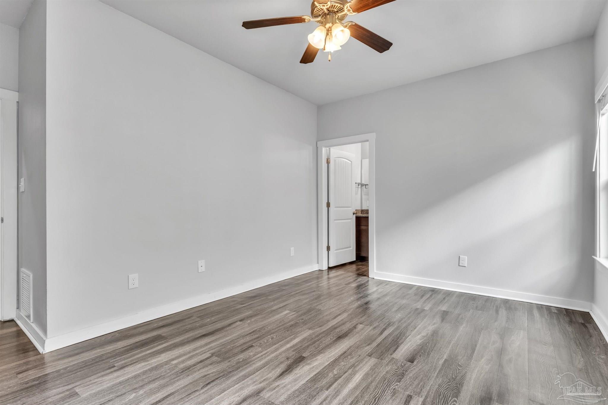 2012 W Government St