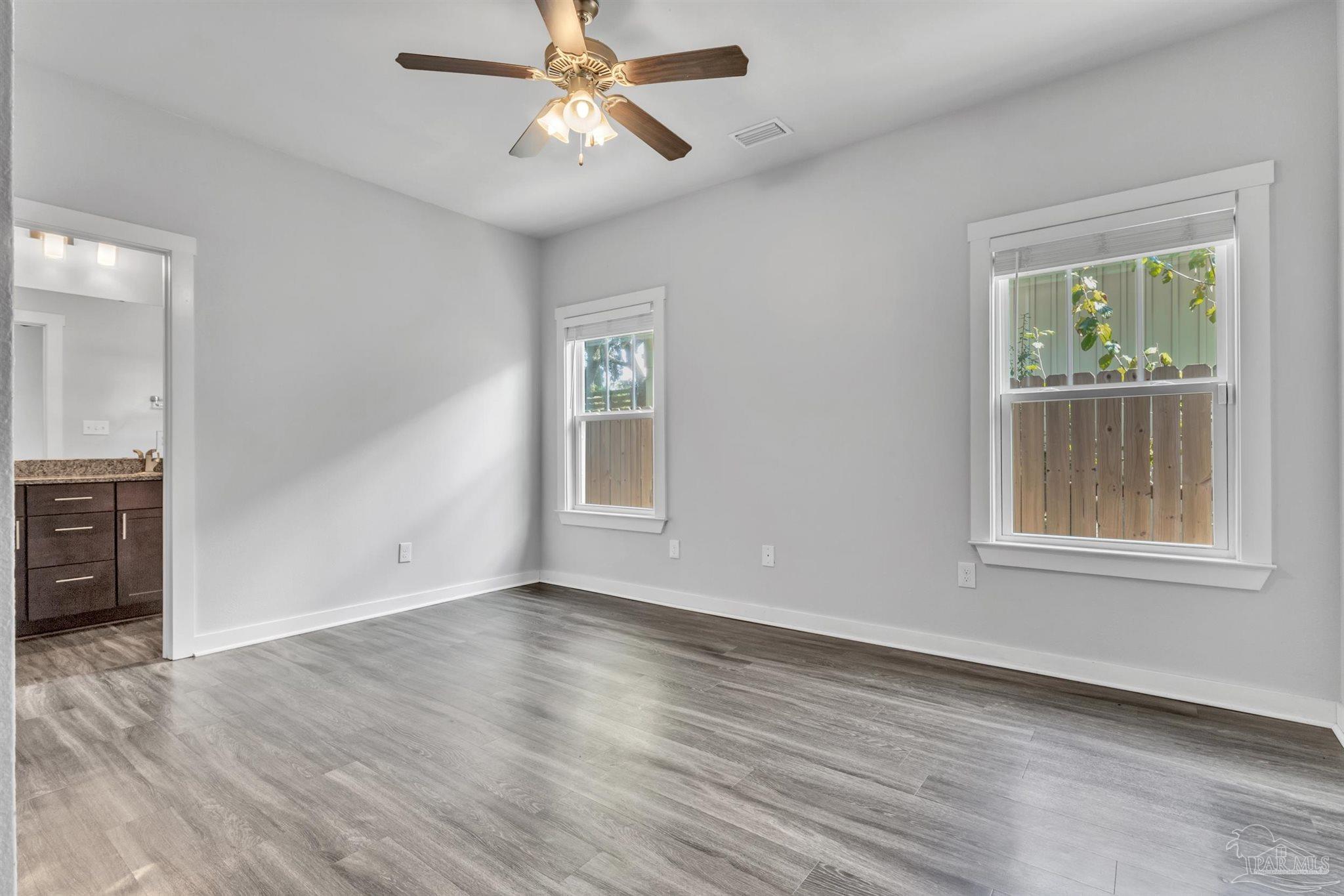 2012 W Government St