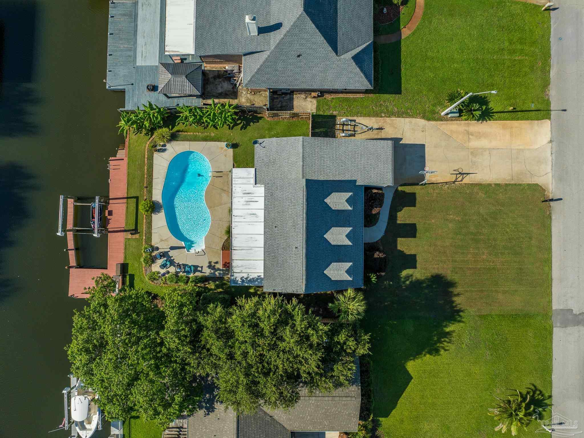 1635 College Pkwy