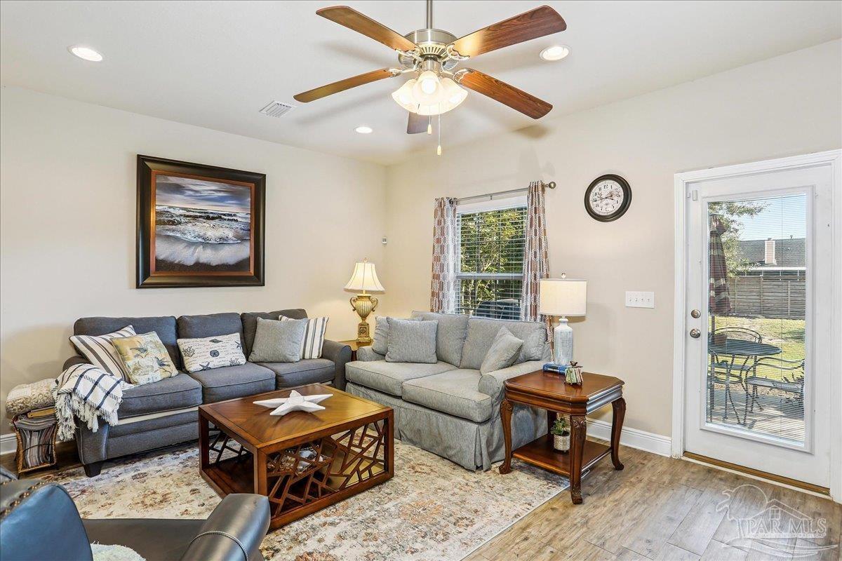 8881 Brown Pelican Cir