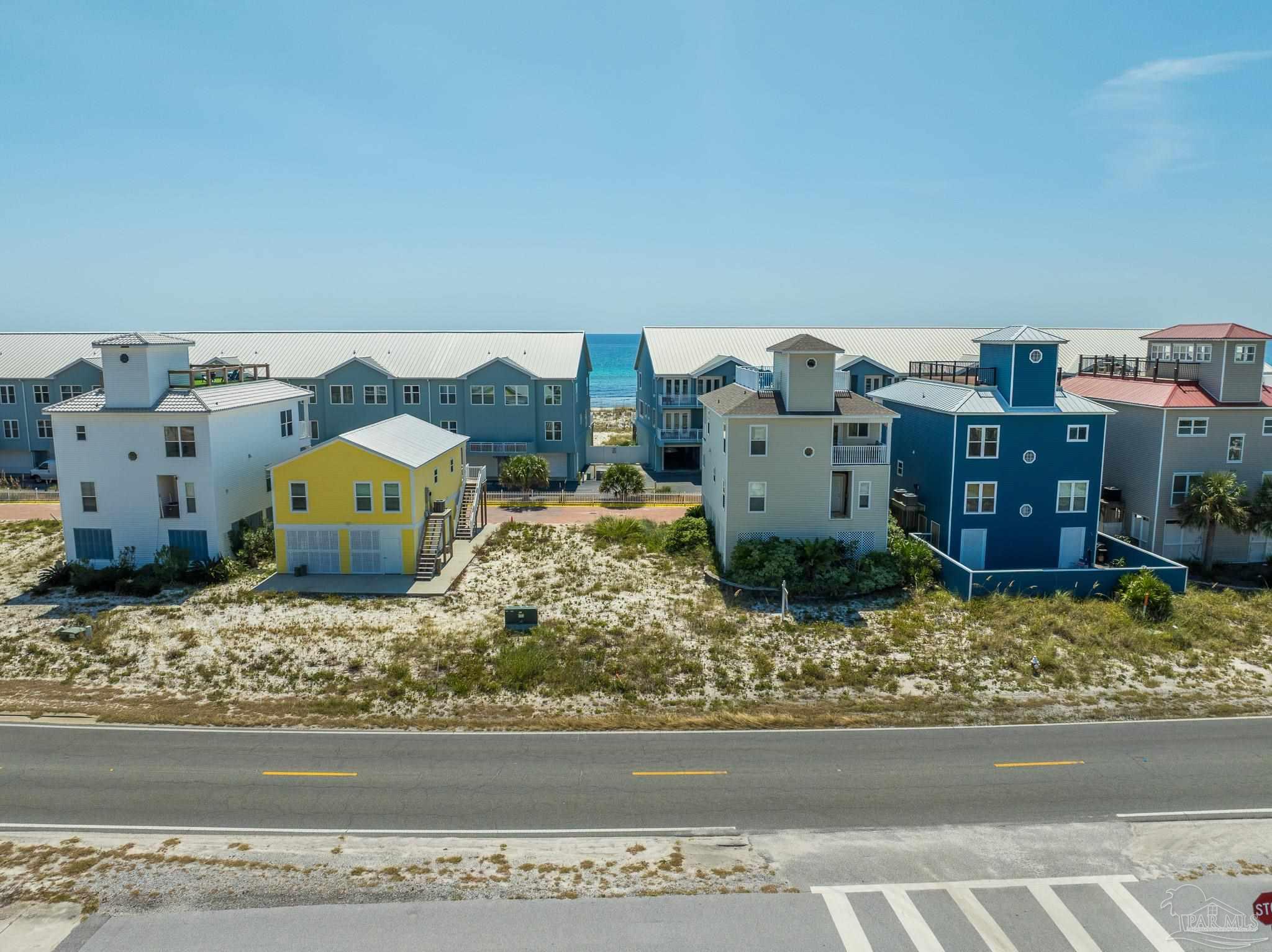 521 Ft Pickens Rd